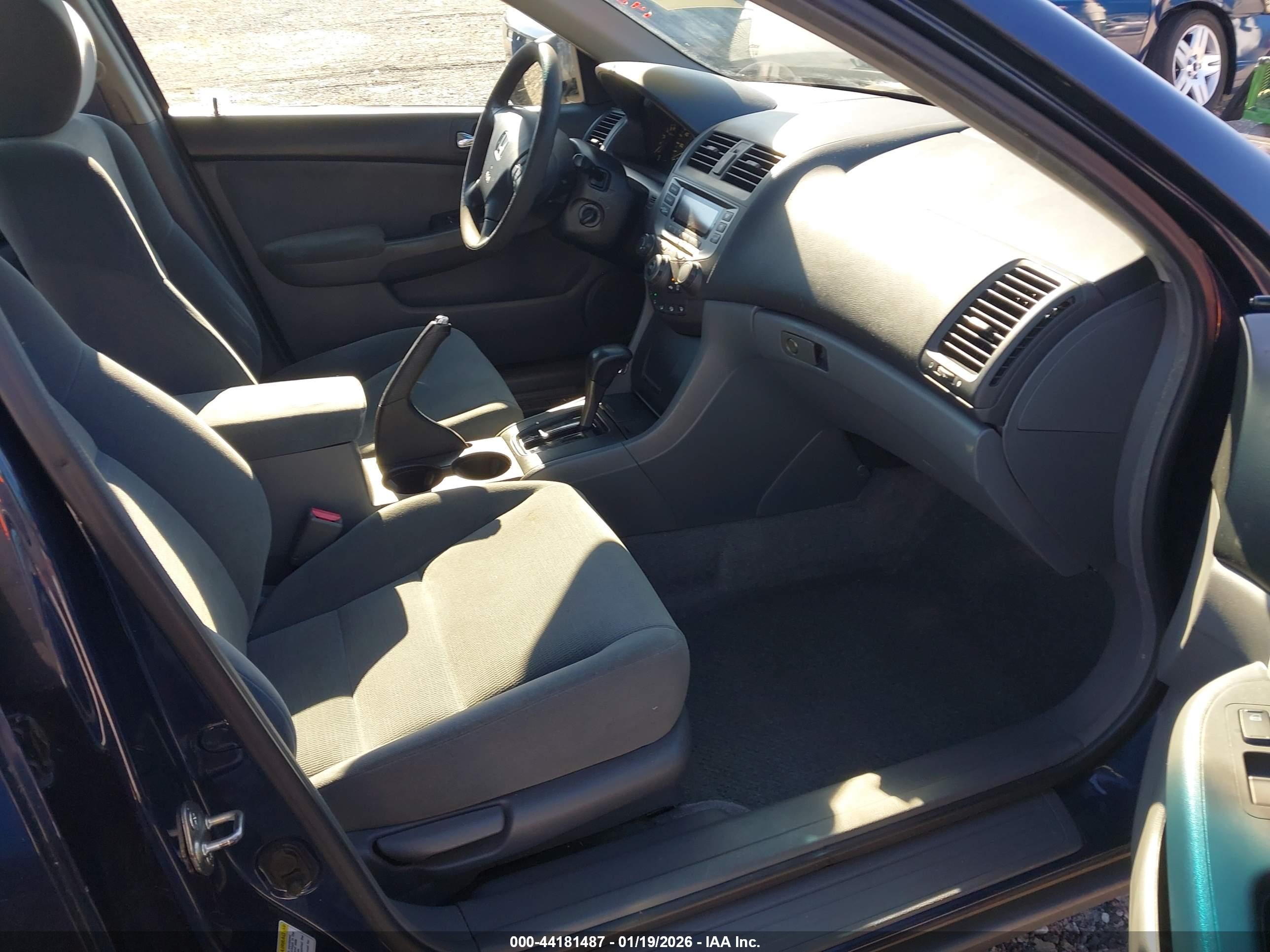 HONDA ACCORD image 5