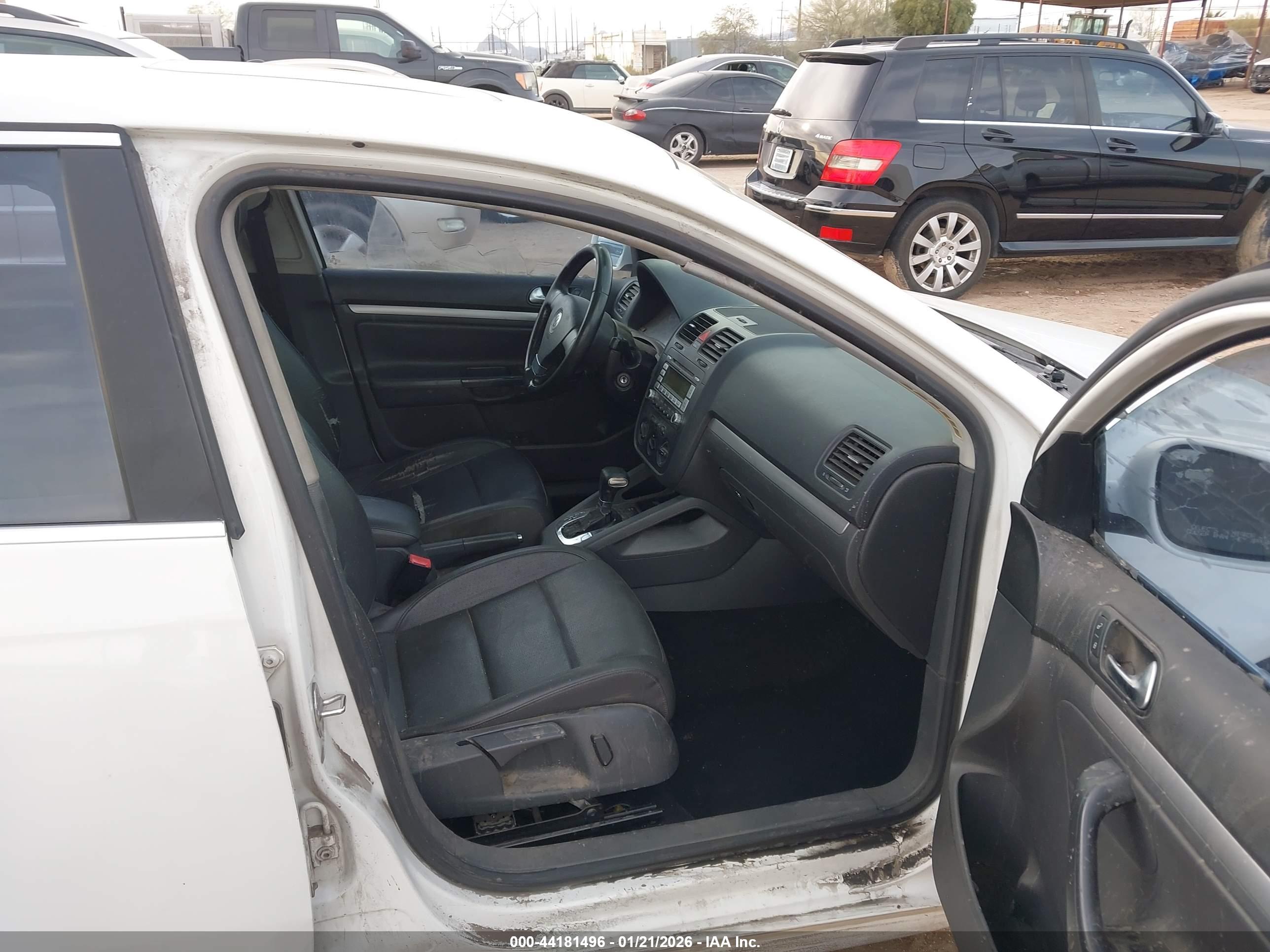 VOLKSWAGEN JETTA image 5