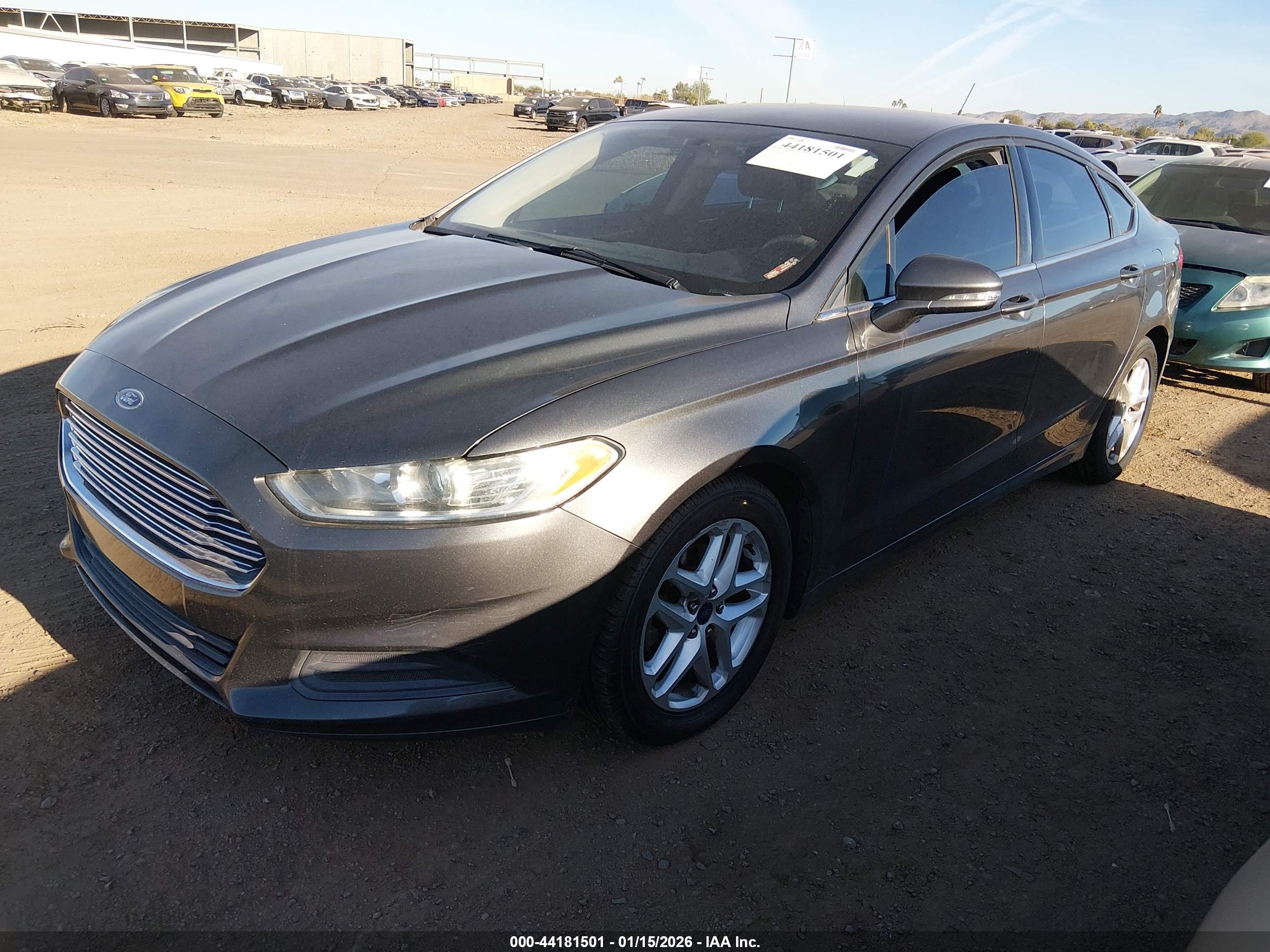 FORD FUSION image 2