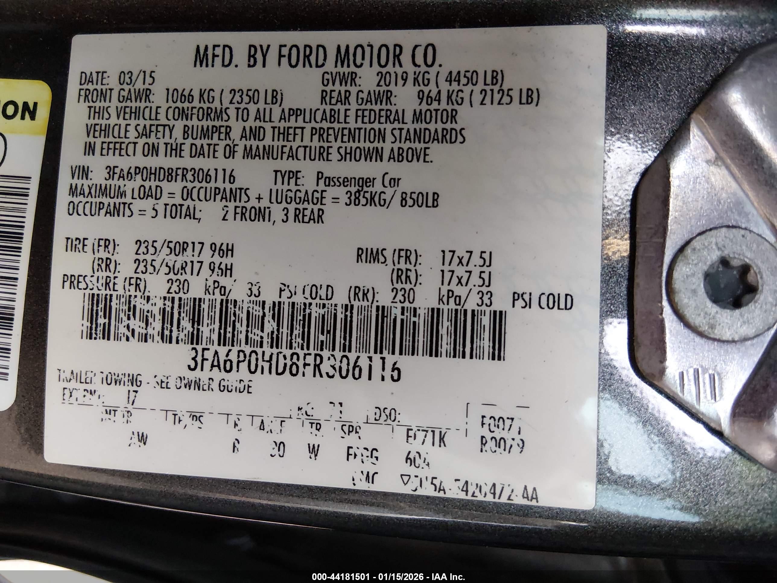 FORD FUSION image 9
