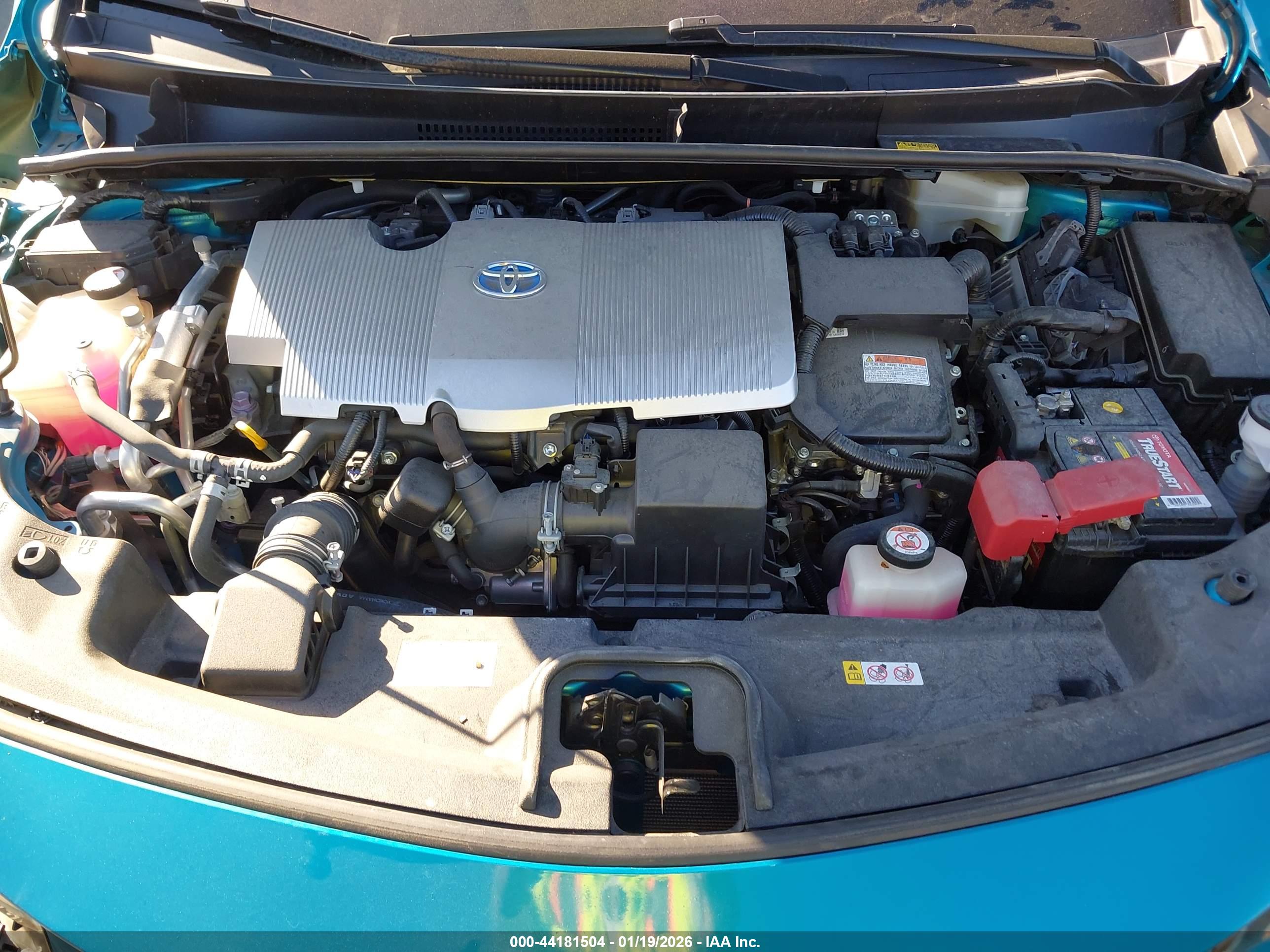 TOYOTA PRIUS image 10