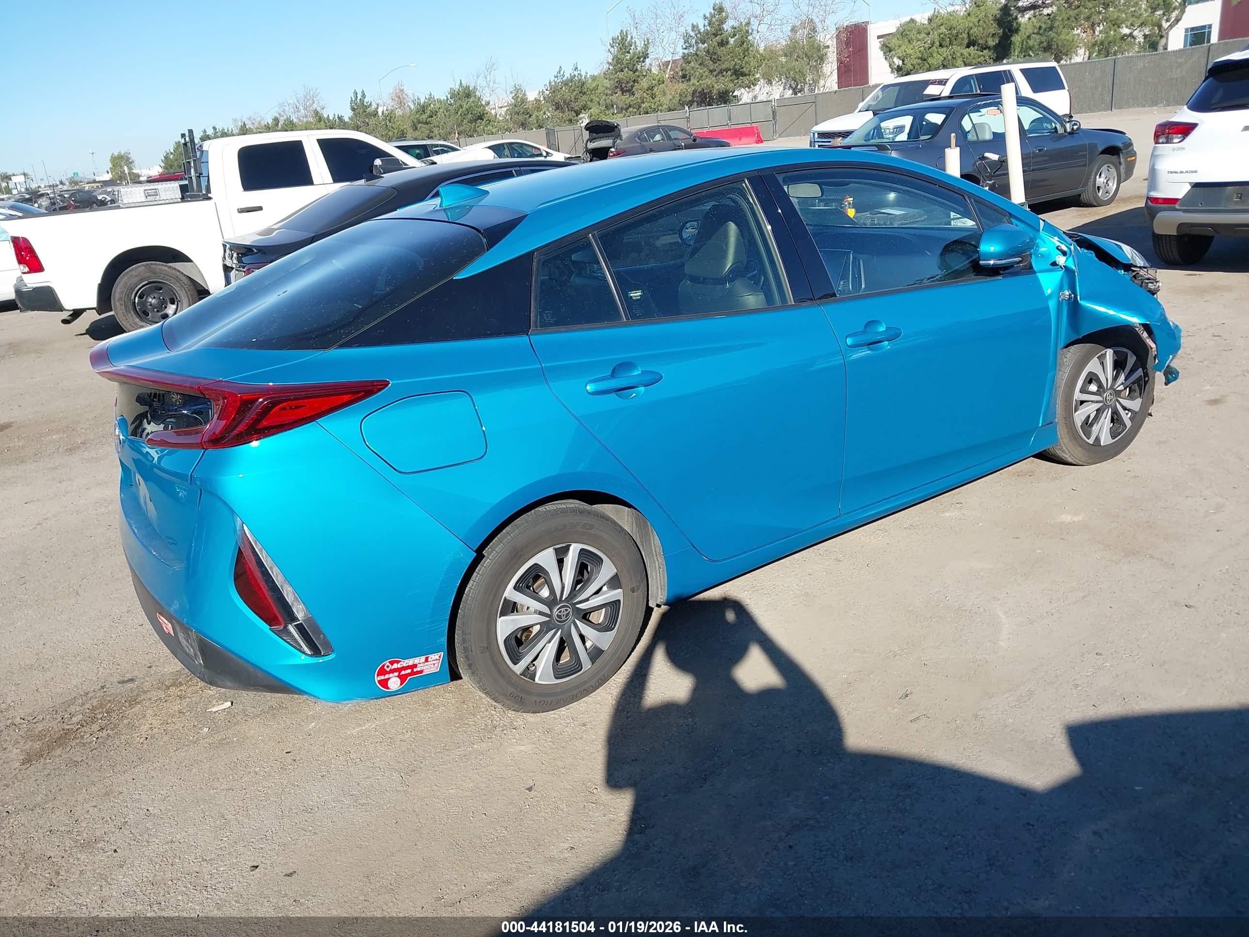 TOYOTA PRIUS image 4