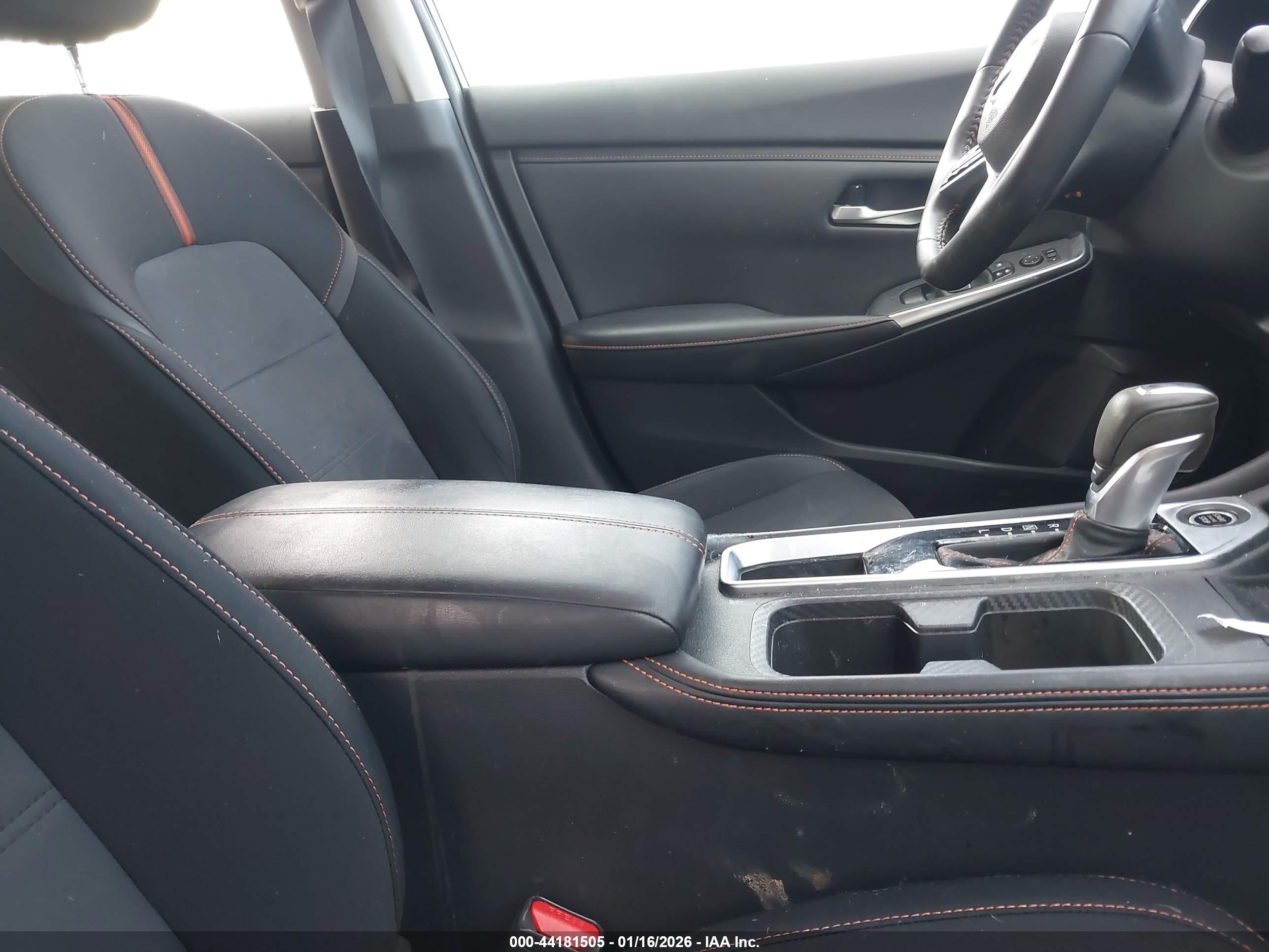 NISSAN SENTRA image 5