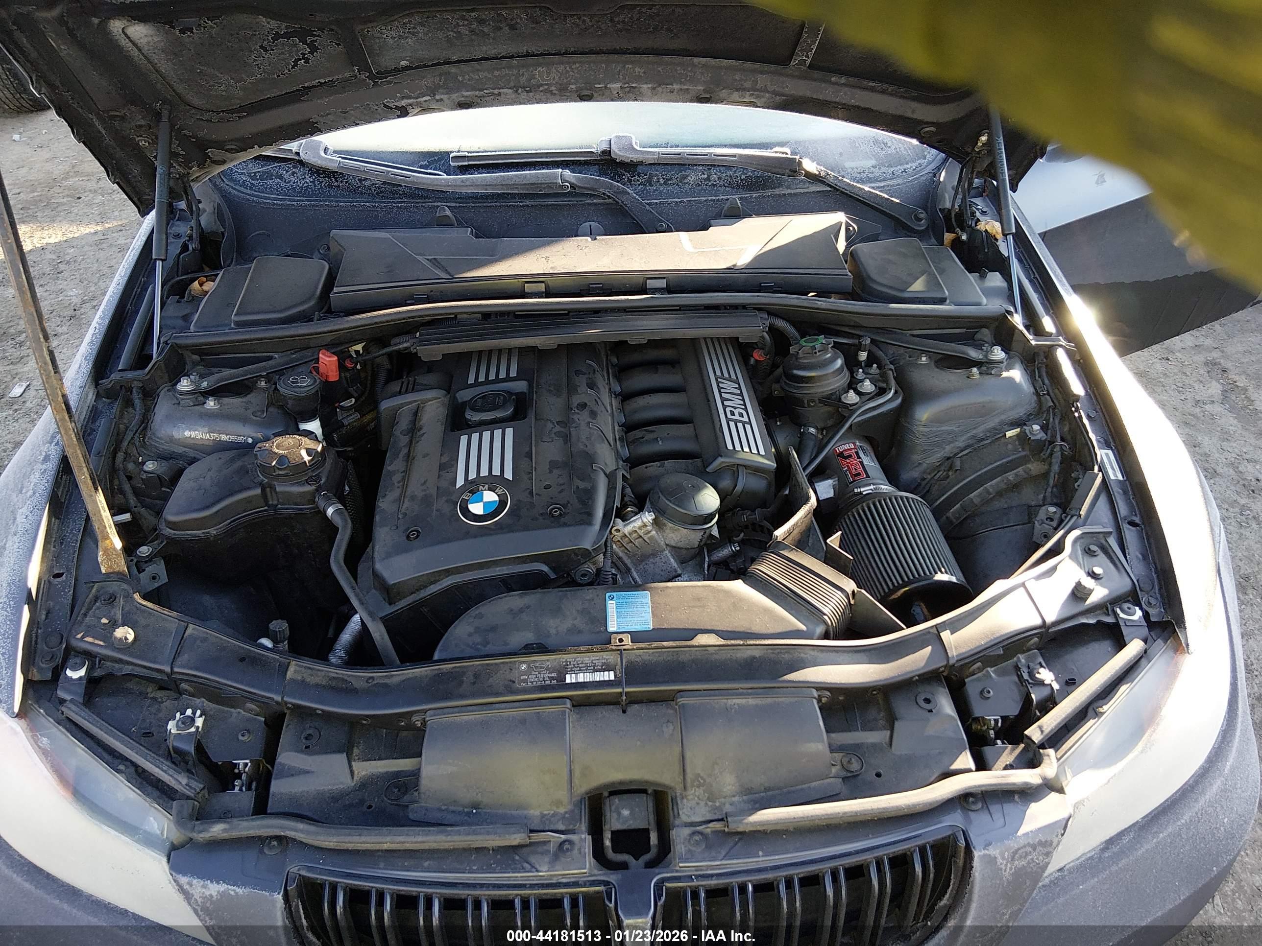 BMW 328I image 10