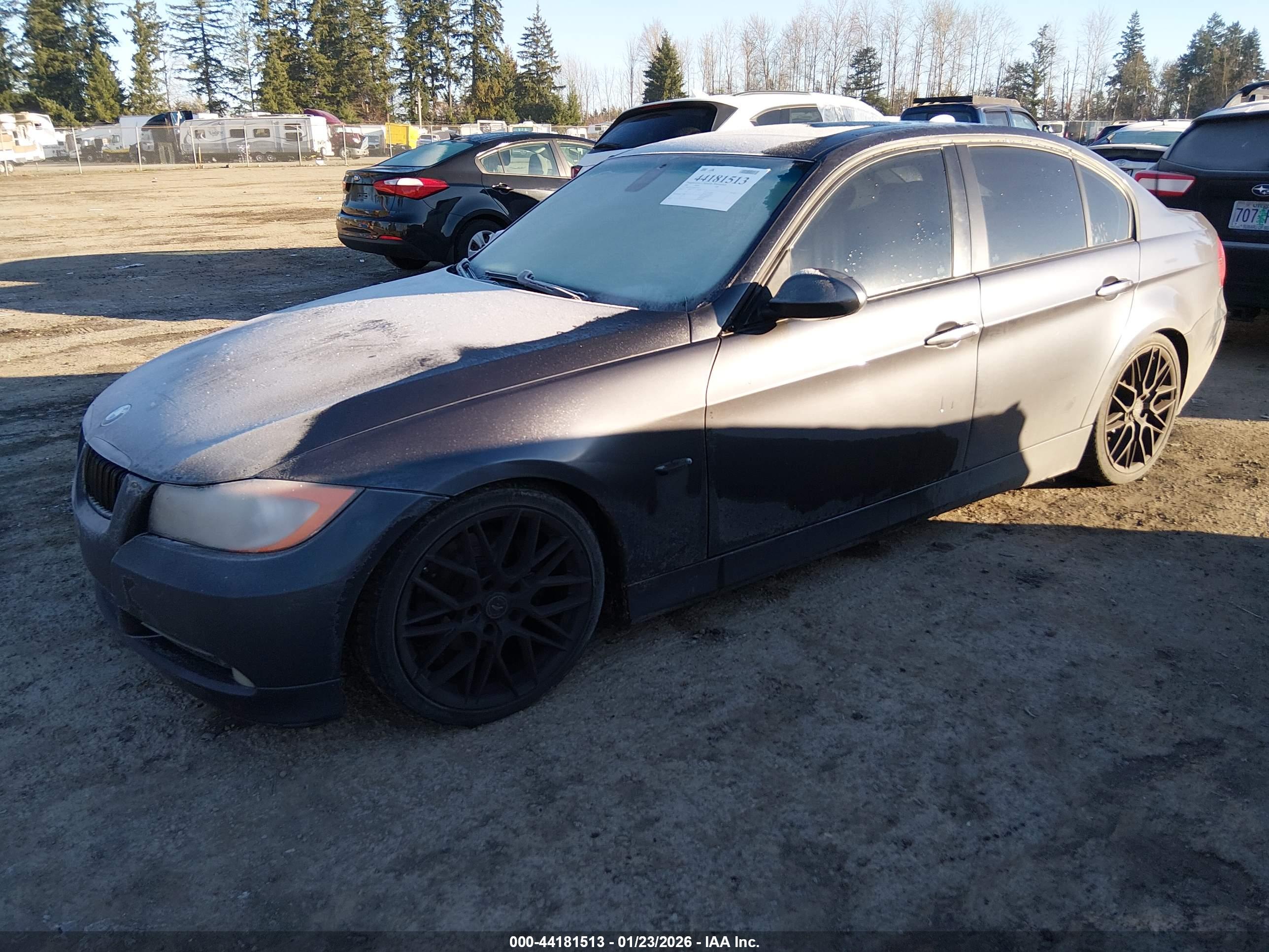 BMW 328I image 2