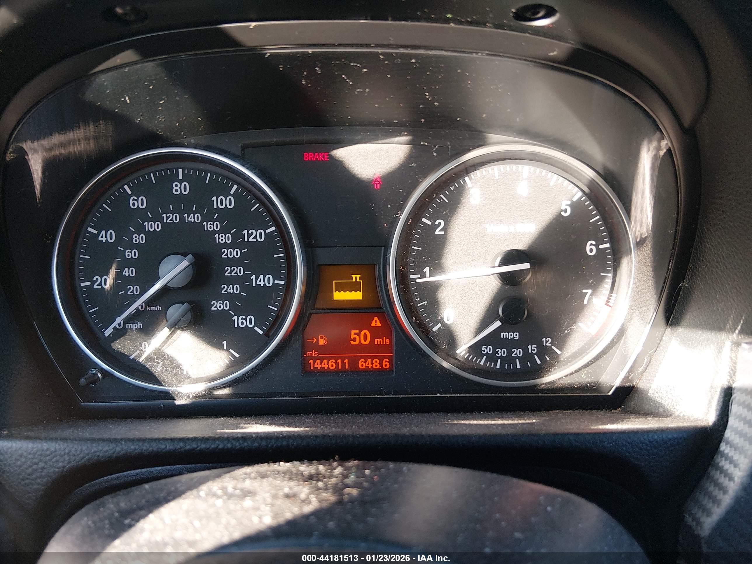 BMW 328I image 7