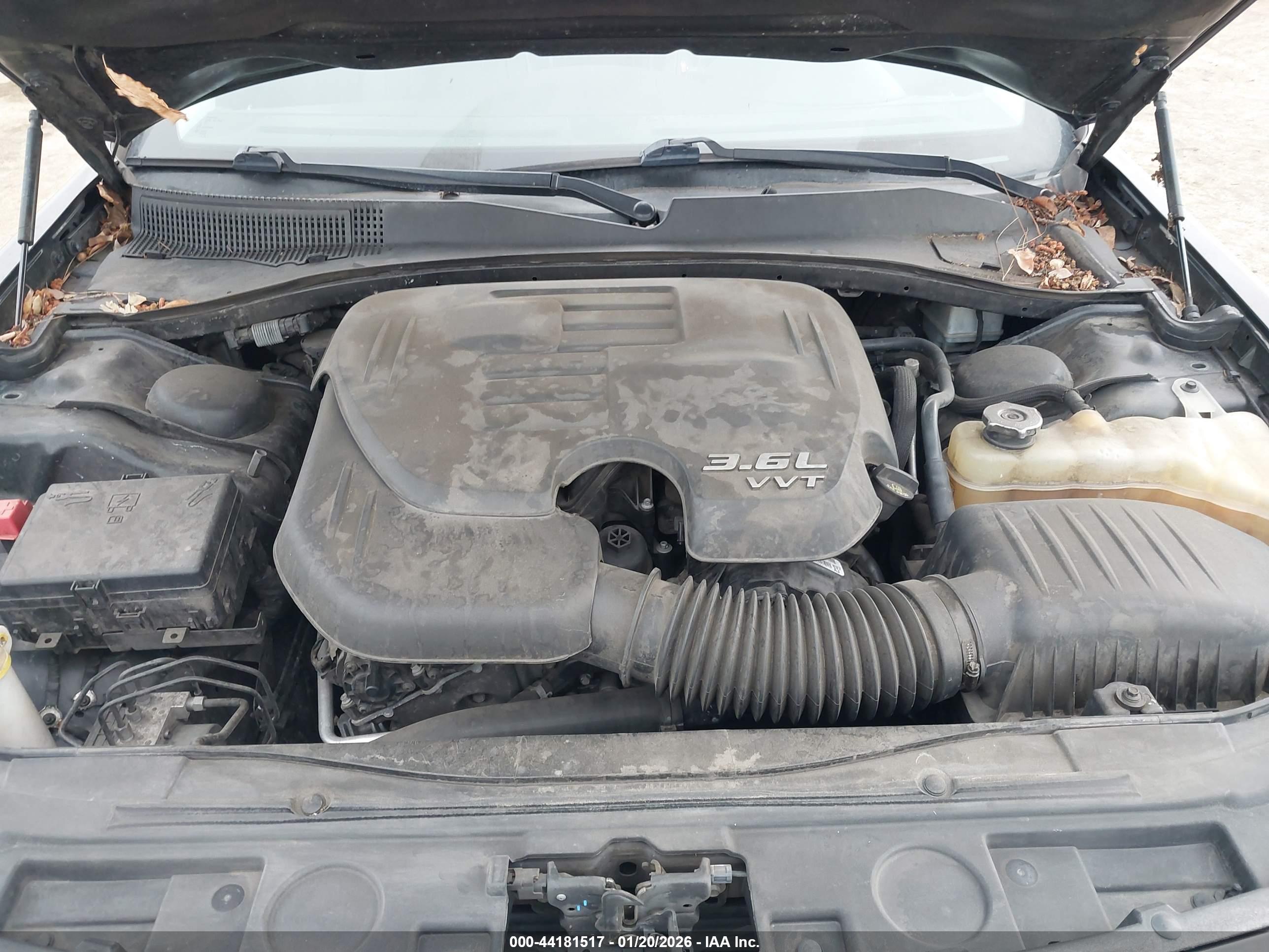 CHRYSLER 300C image 10