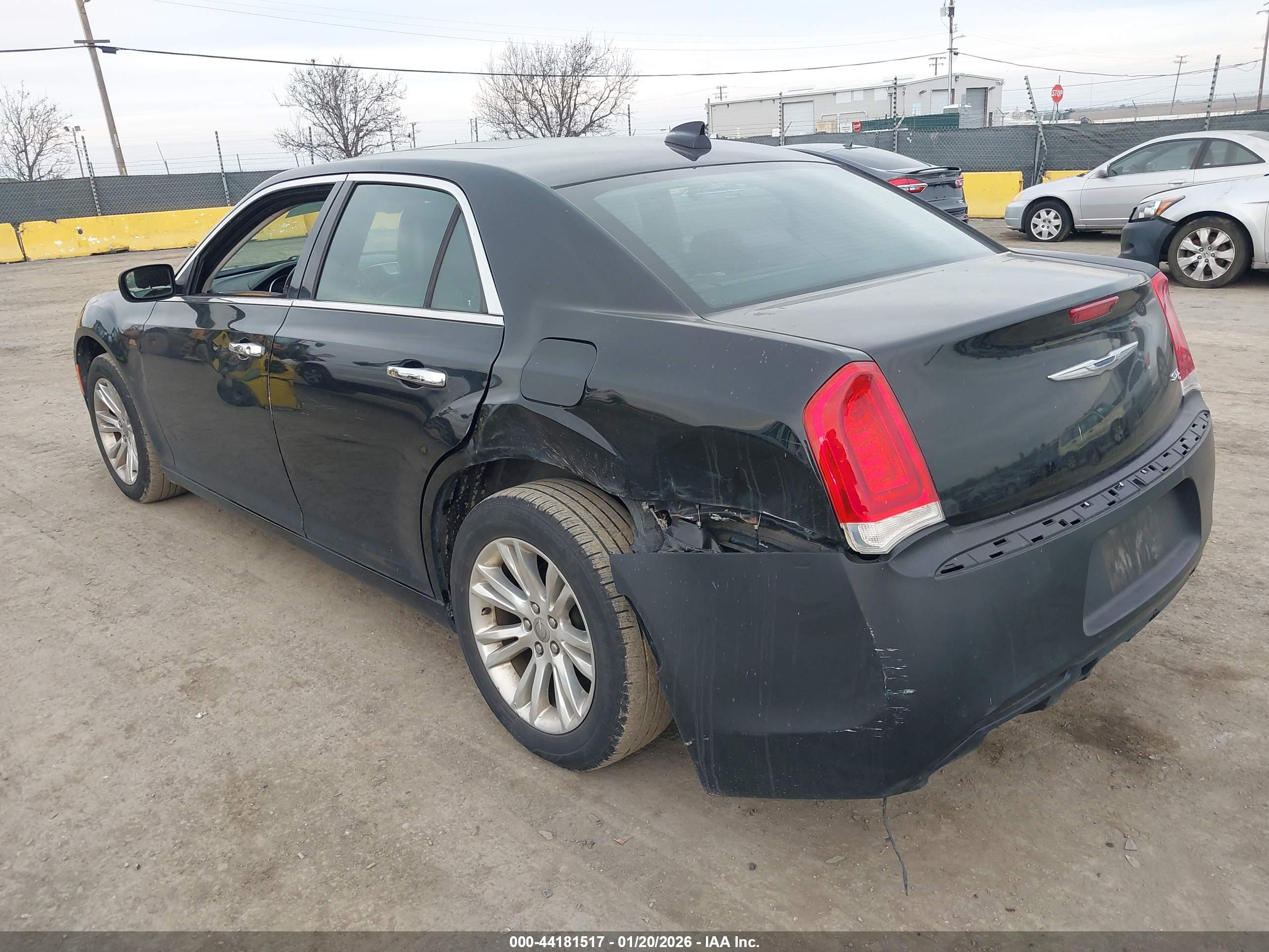 CHRYSLER 300C image 3