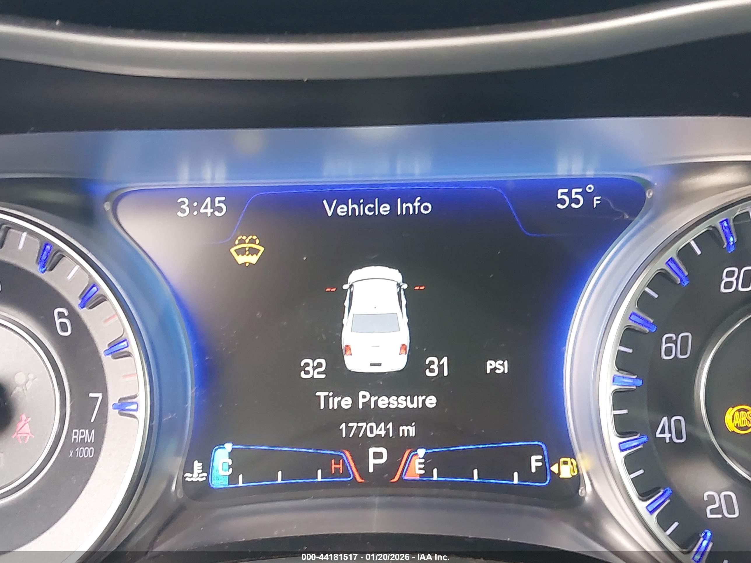 CHRYSLER 300C image 7