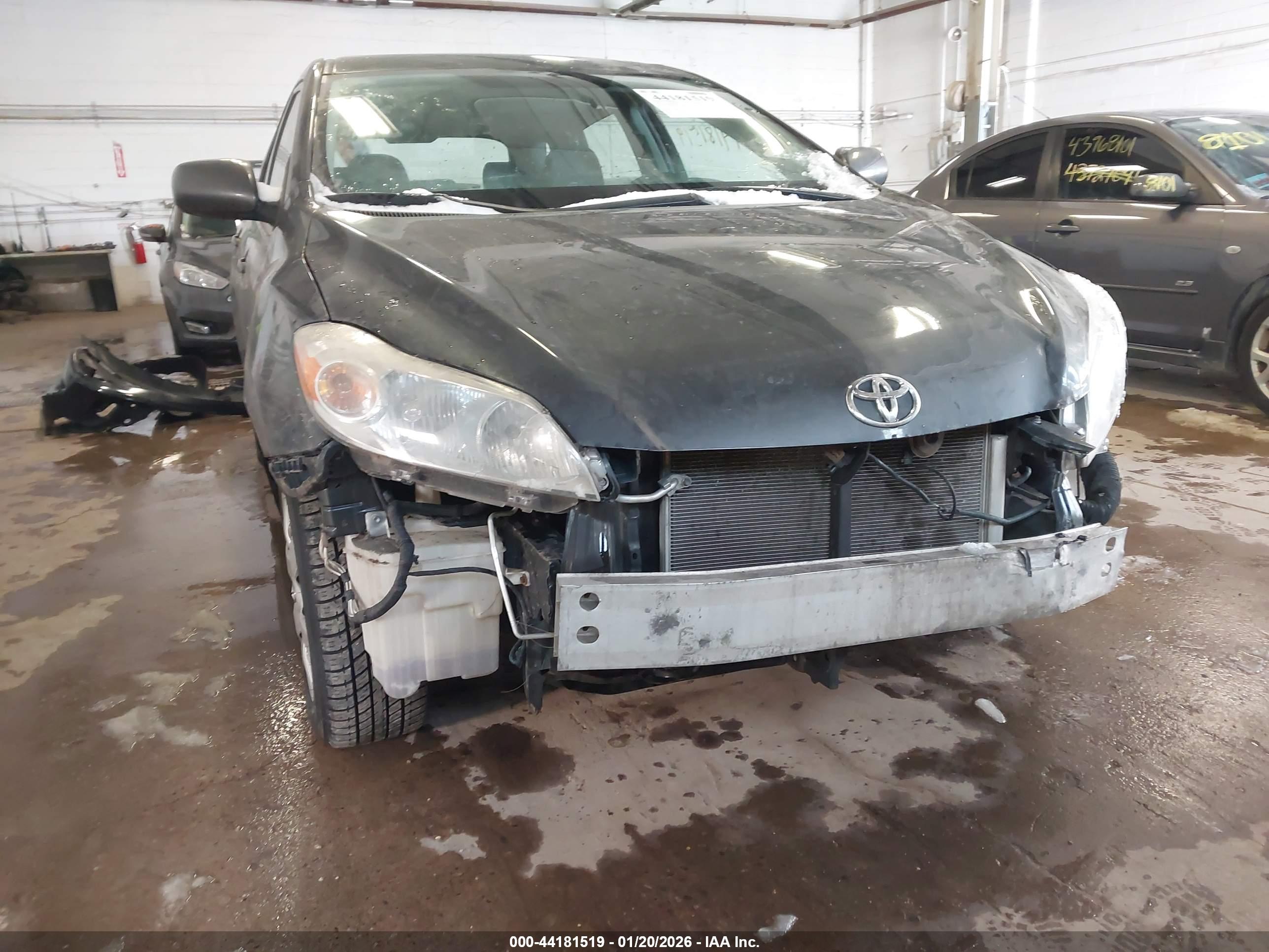 TOYOTA MATRIX image 6