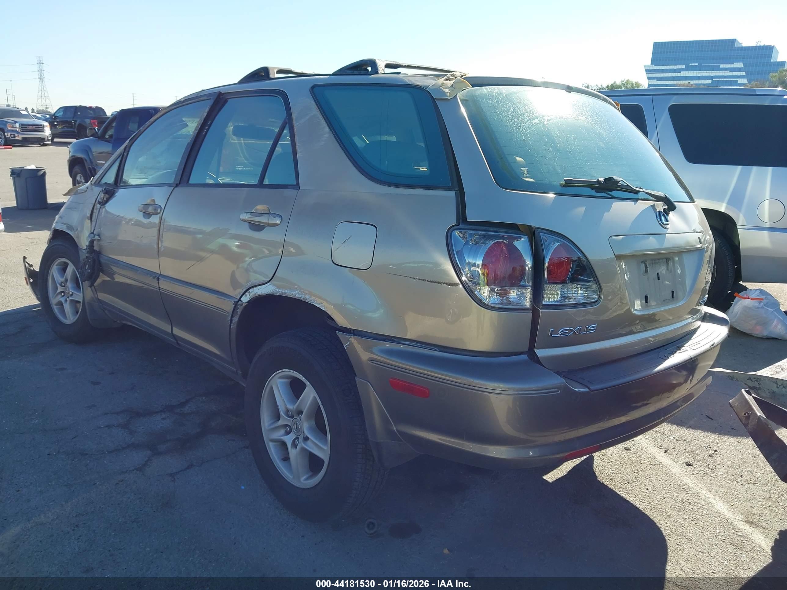 LEXUS RX image 3