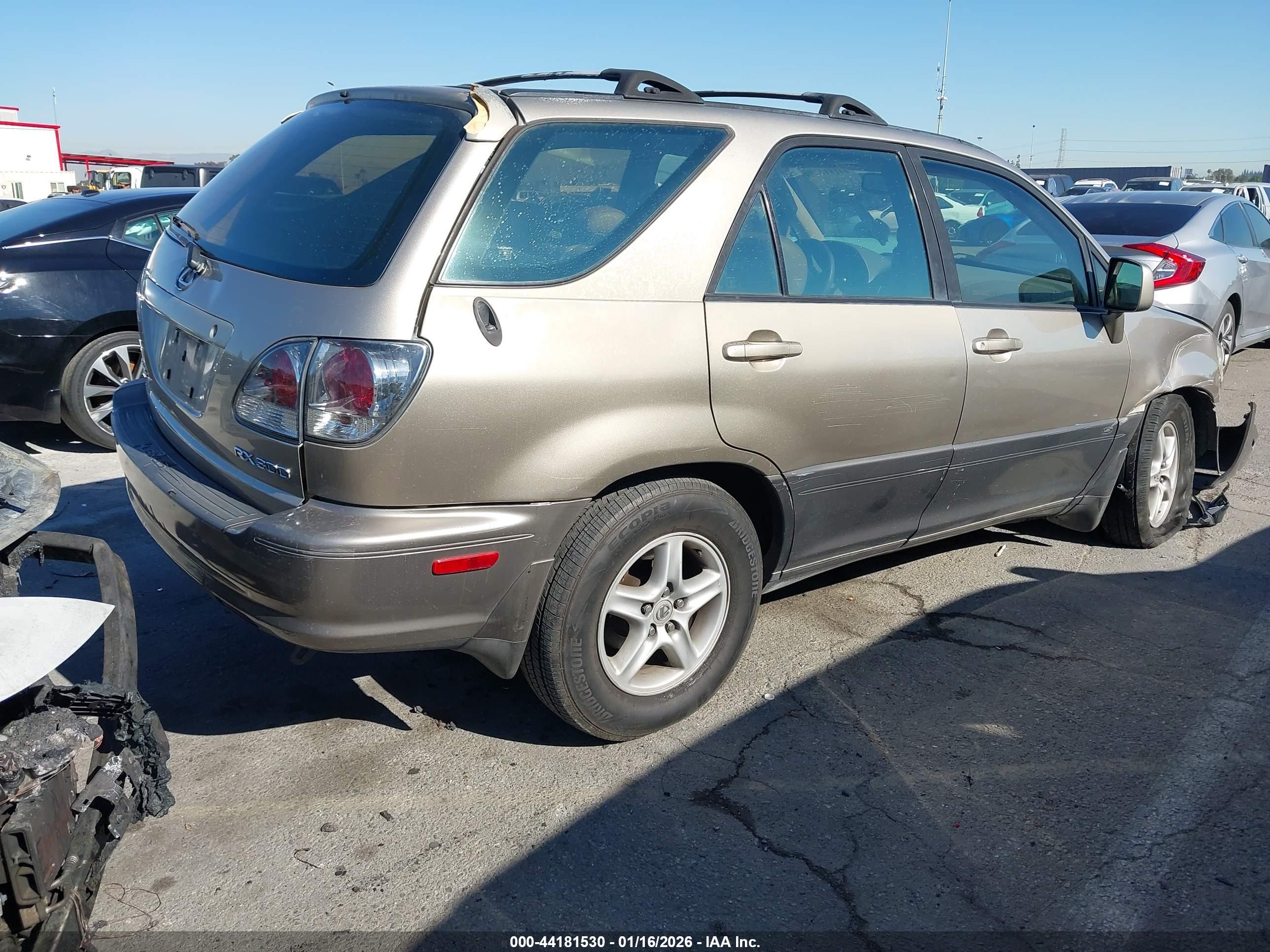 LEXUS RX image 4