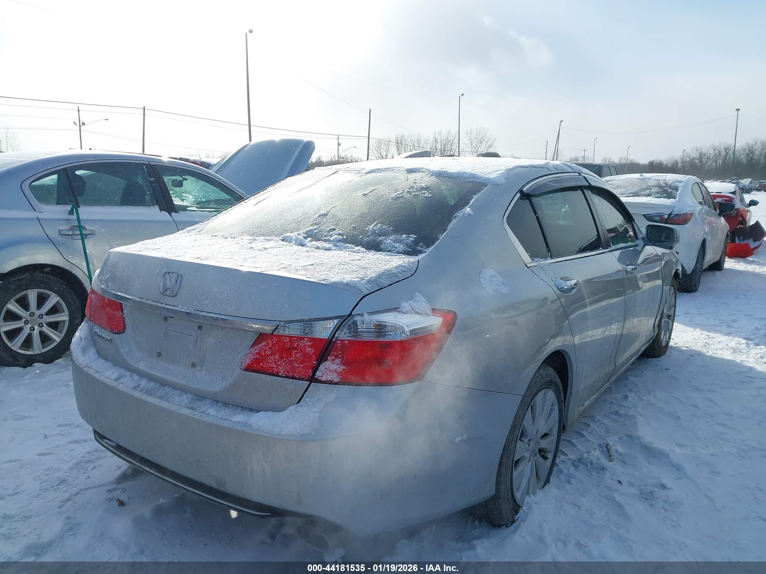 HONDA ACCORD image 4