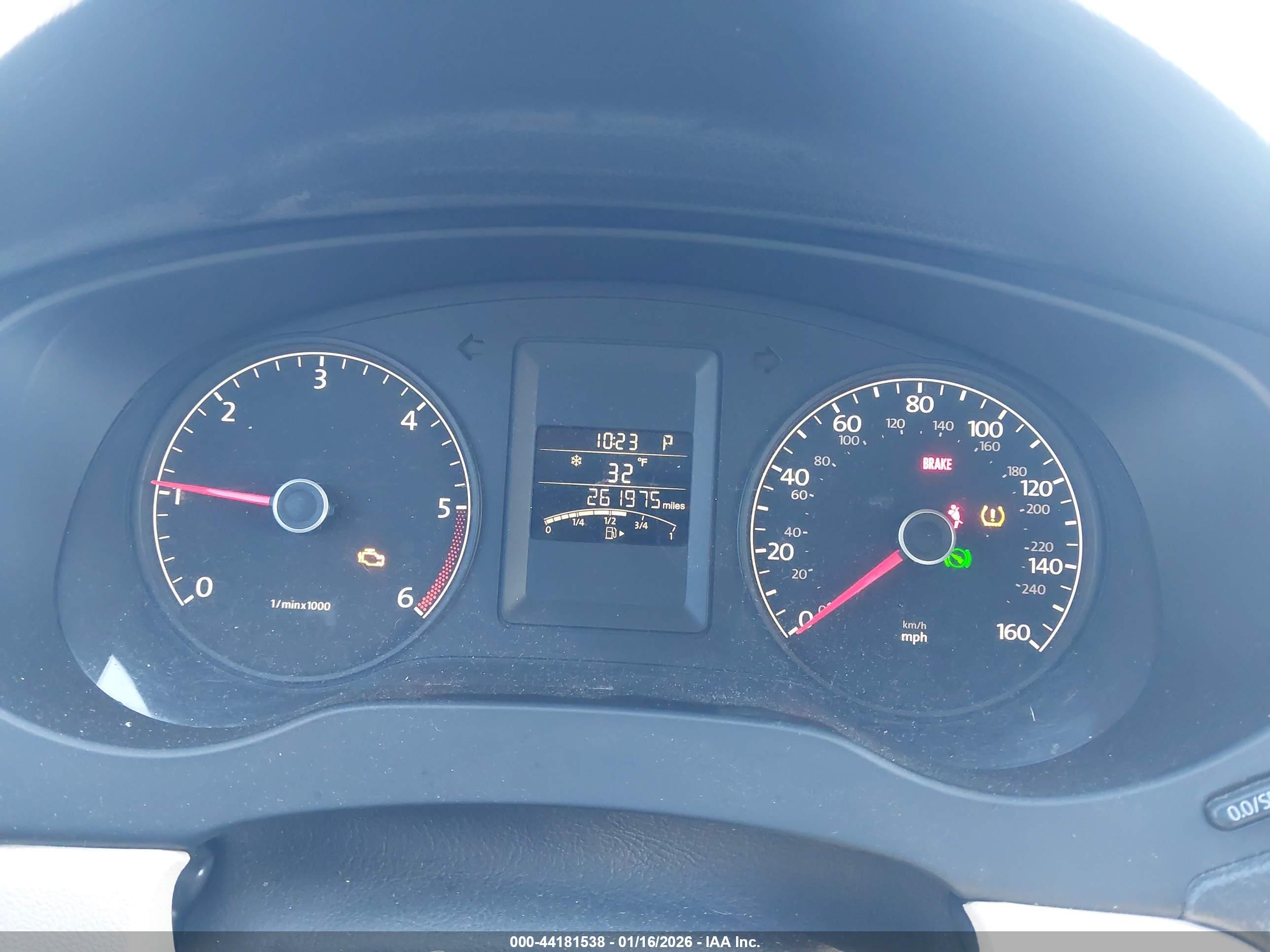 VOLKSWAGEN JETTA image 7