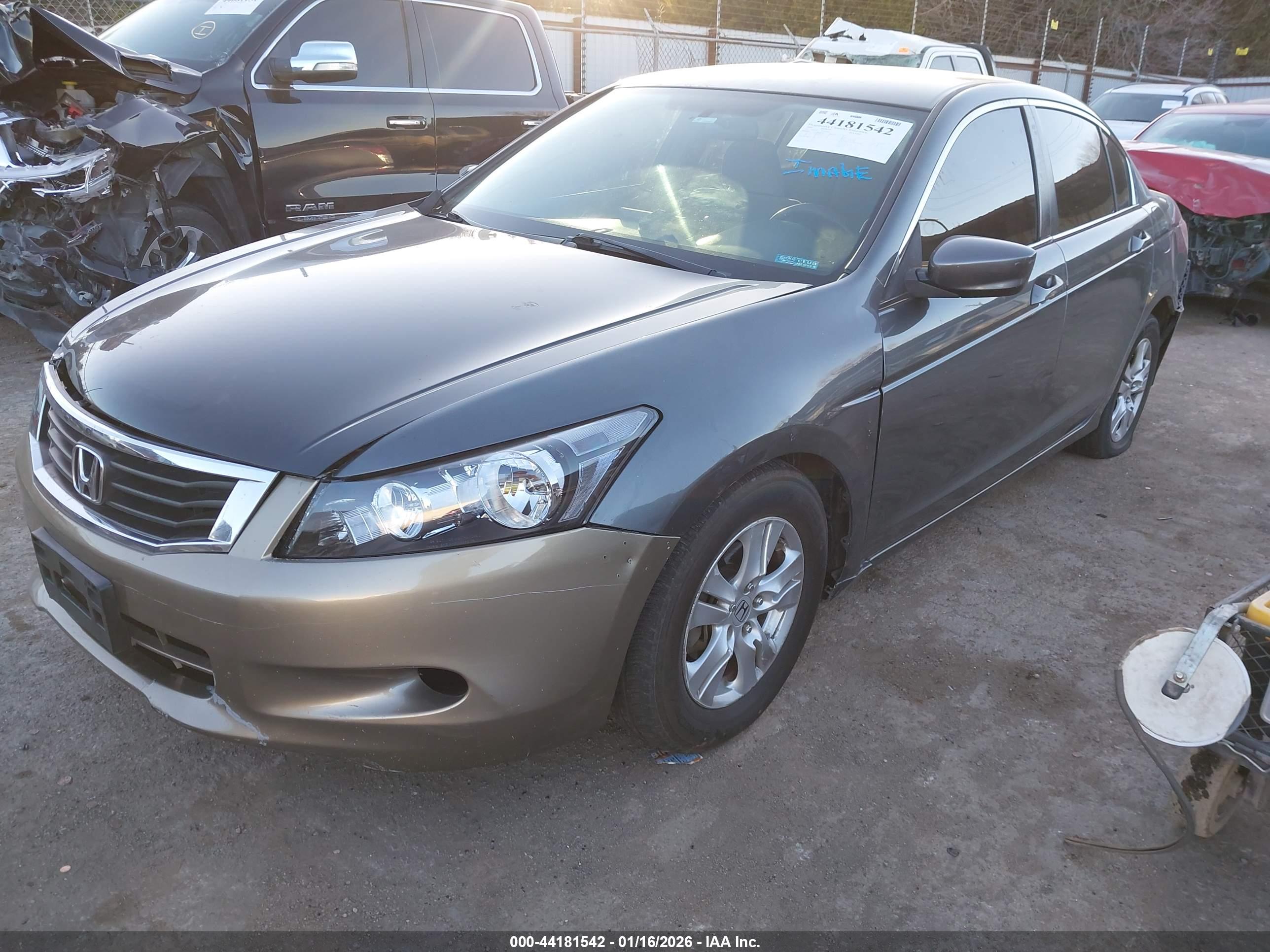 HONDA ACCORD image 2