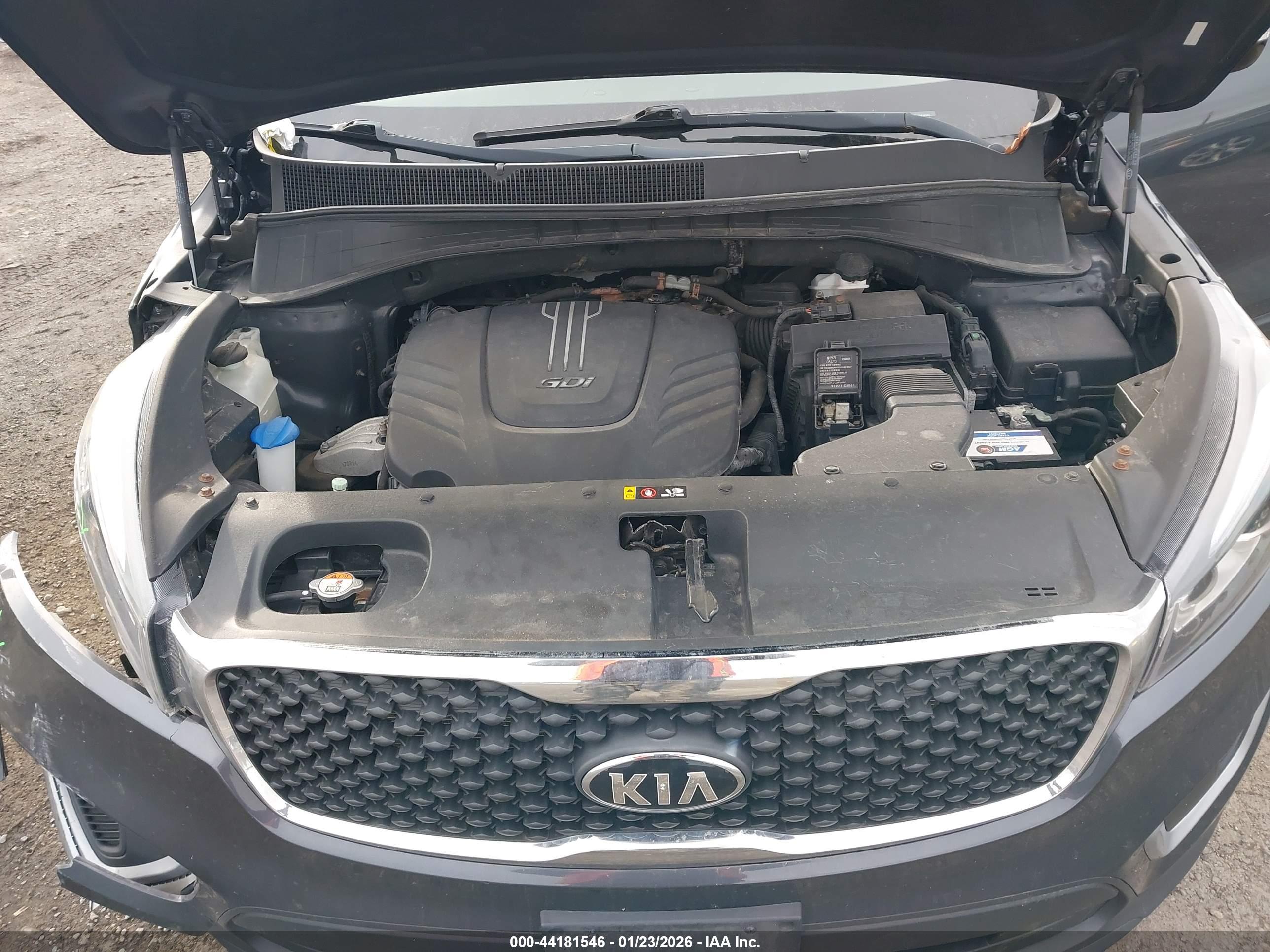 KIA SORENTO image 10