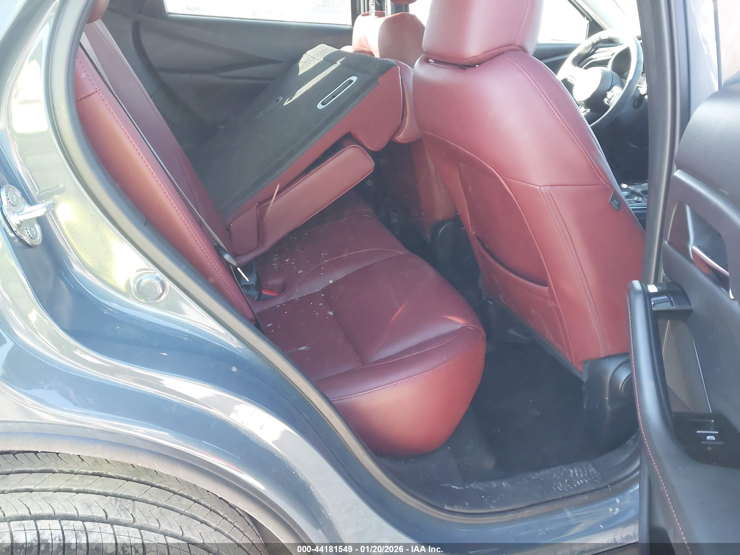 MAZDA CX-30 image 8