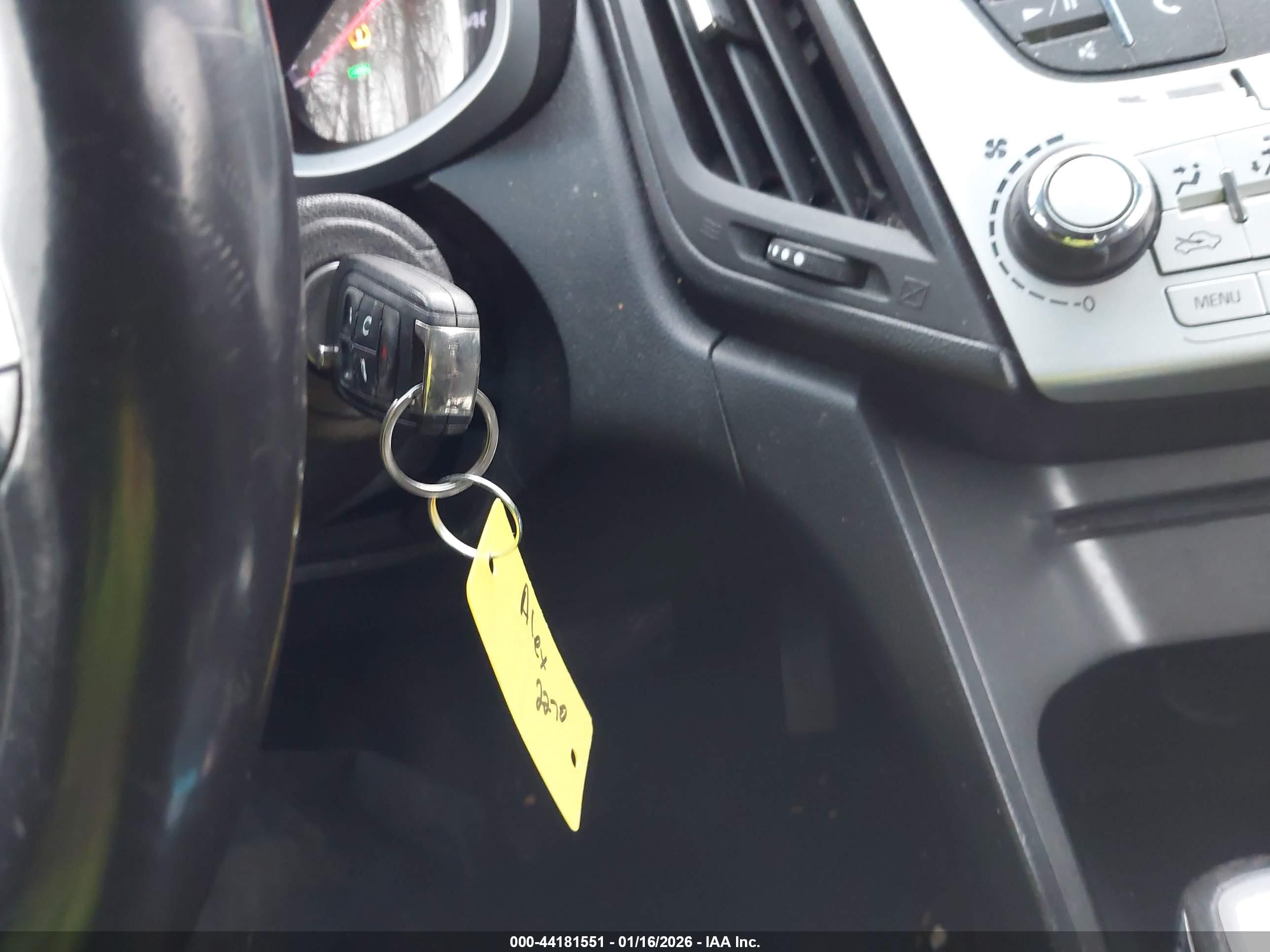 CHEVROLET EQUINOX image 11