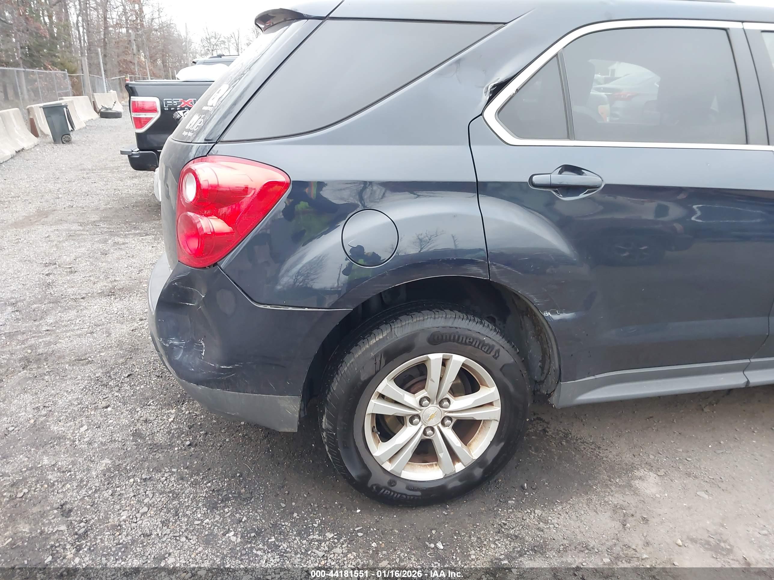 CHEVROLET EQUINOX image 6