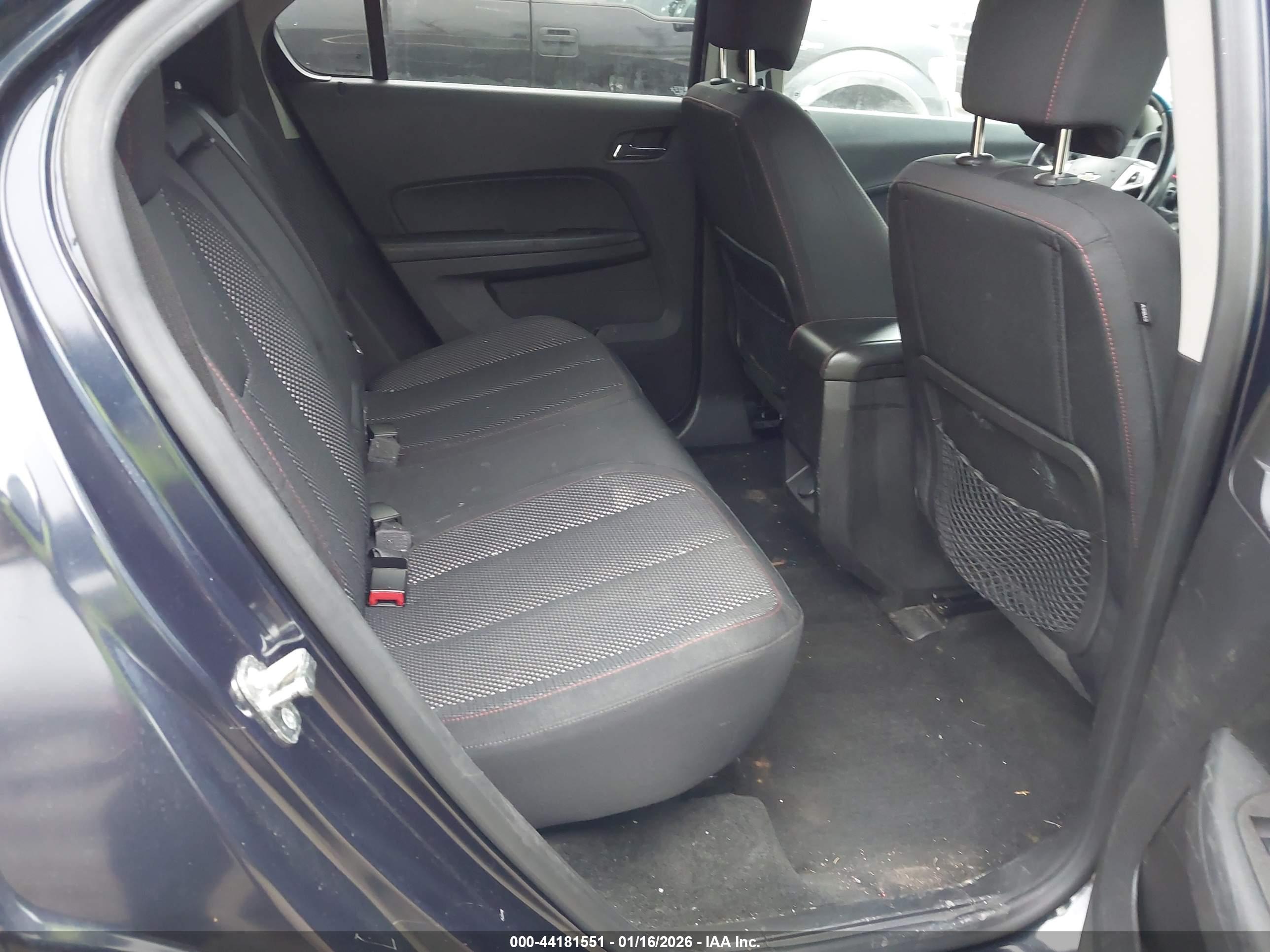 CHEVROLET EQUINOX image 8