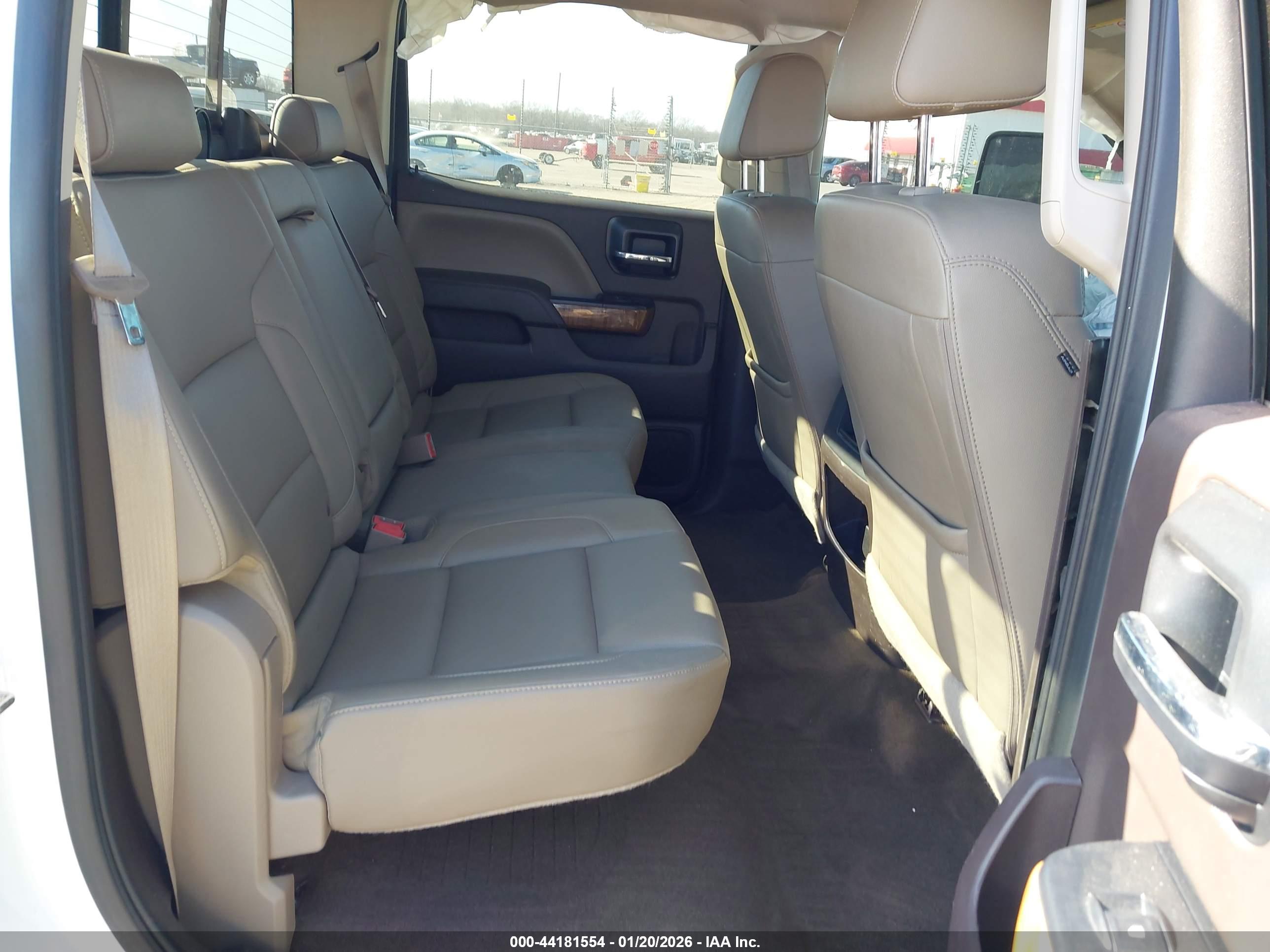 GMC SIERRA image 8