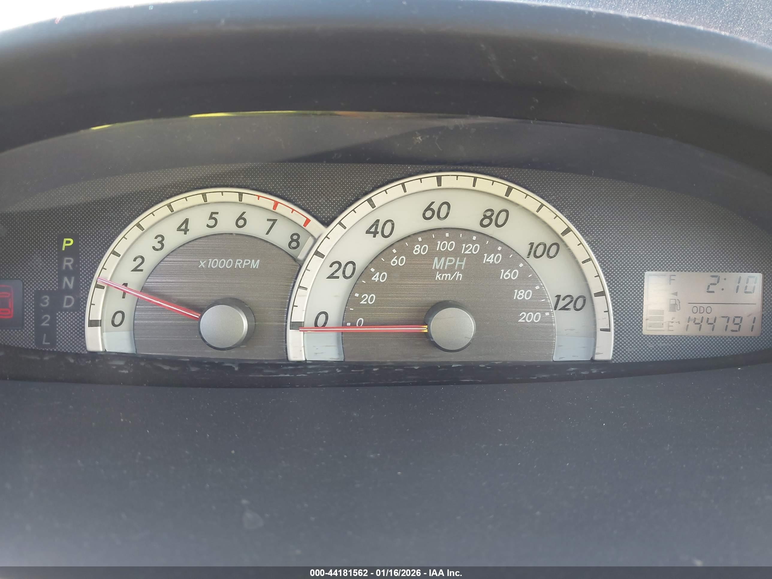 TOYOTA YARIS image 7