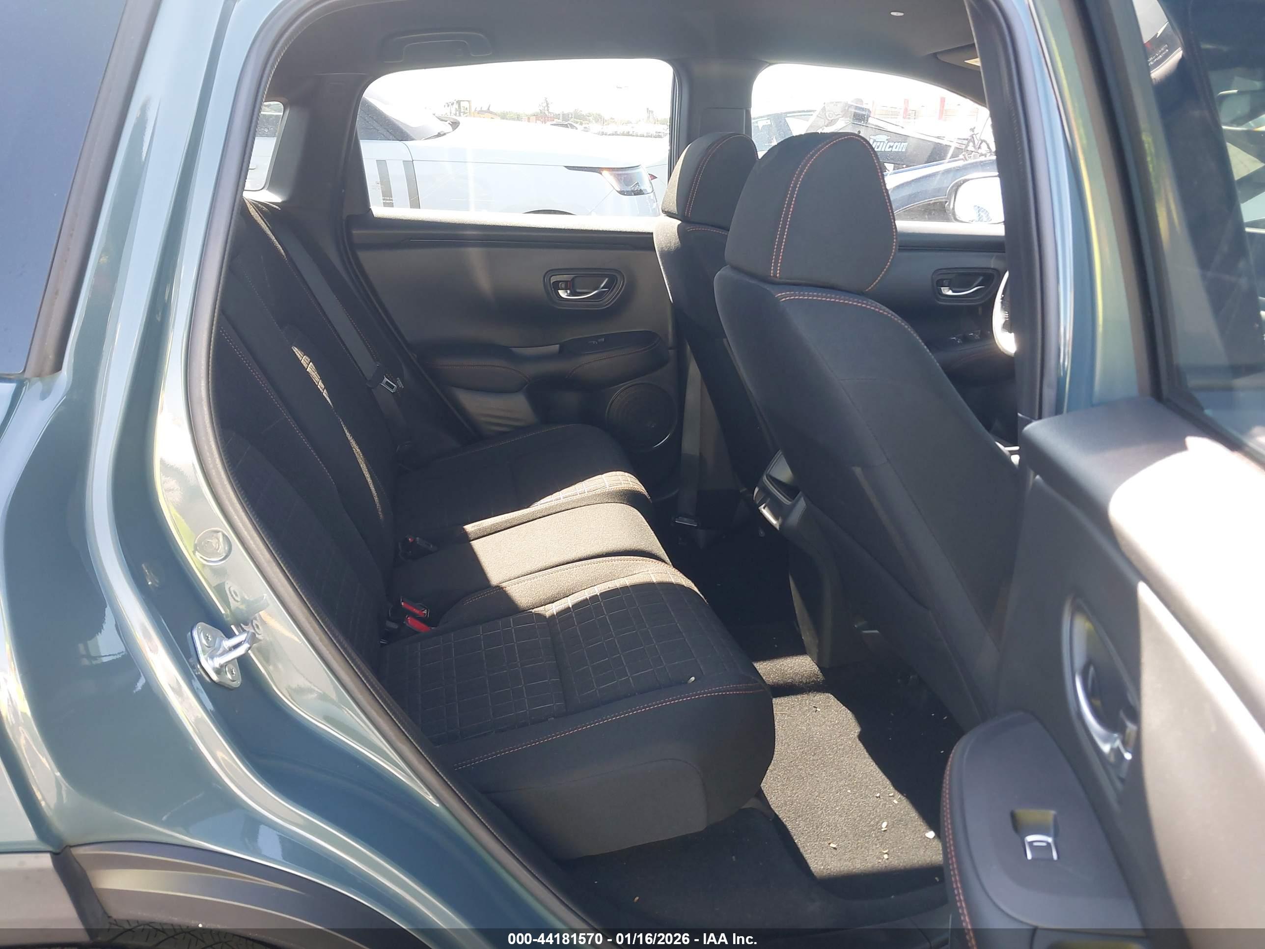 HONDA HR-V image 8