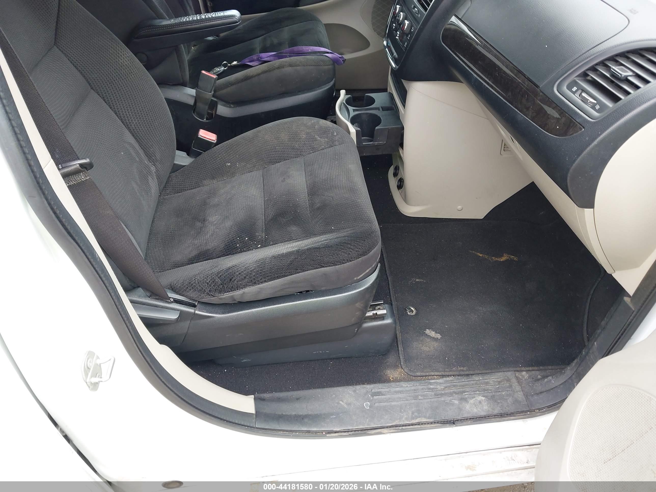 DODGE GRAND image 5