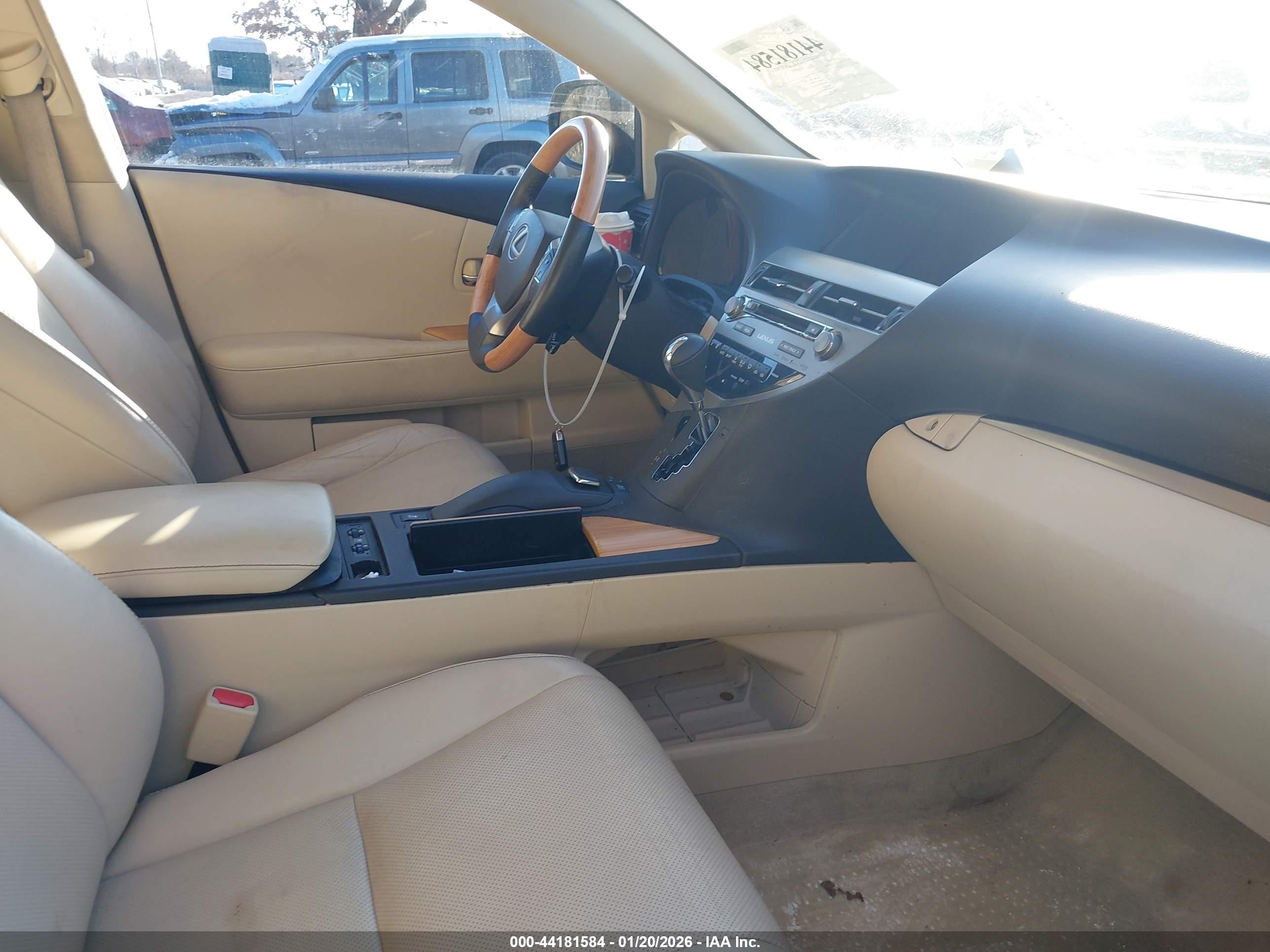 LEXUS RX image 5