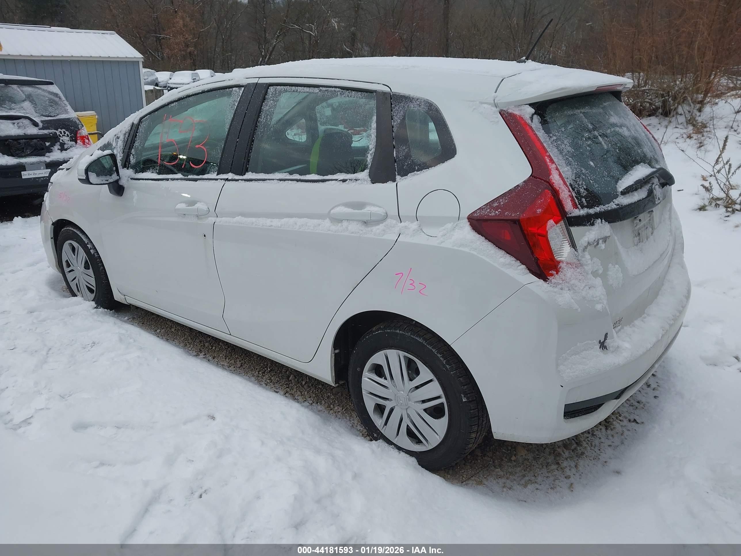 HONDA FIT image 3