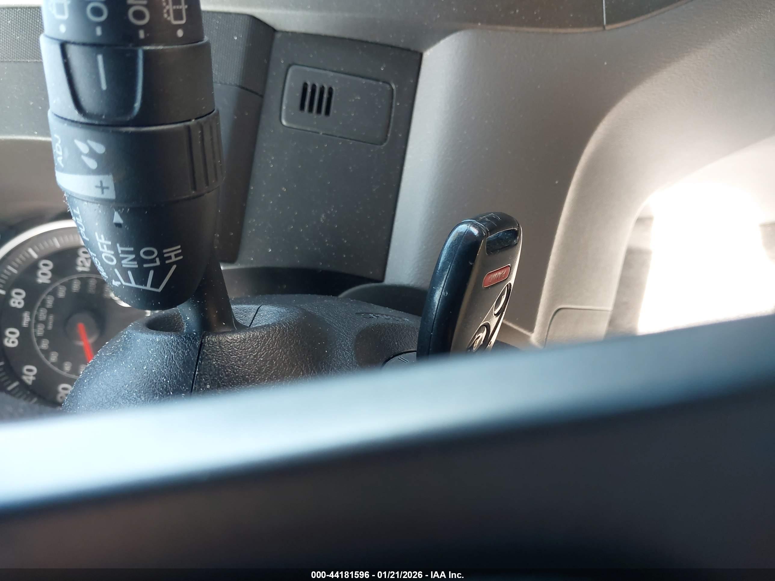 HONDA CR-V image 11