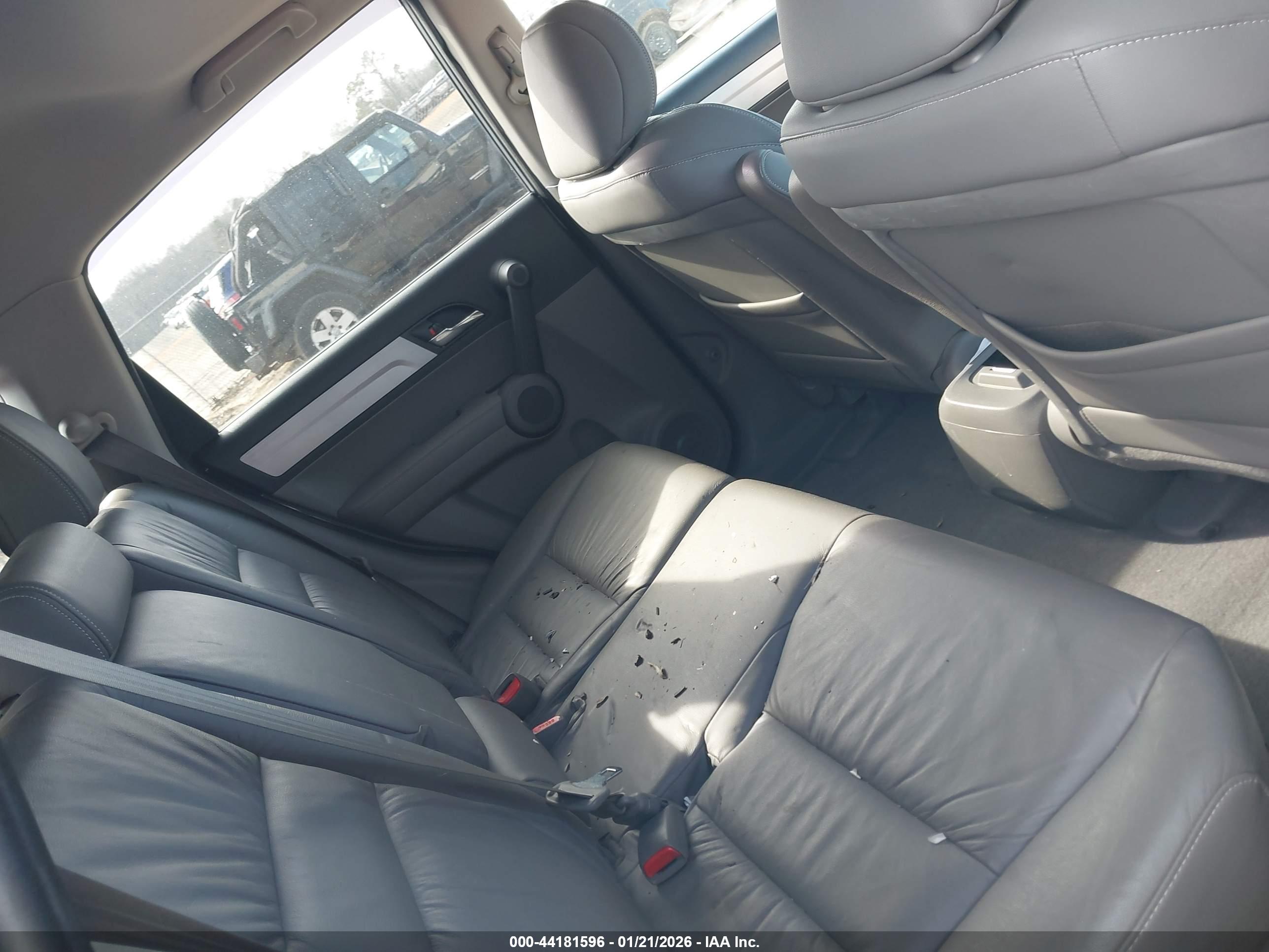 HONDA CR-V image 8