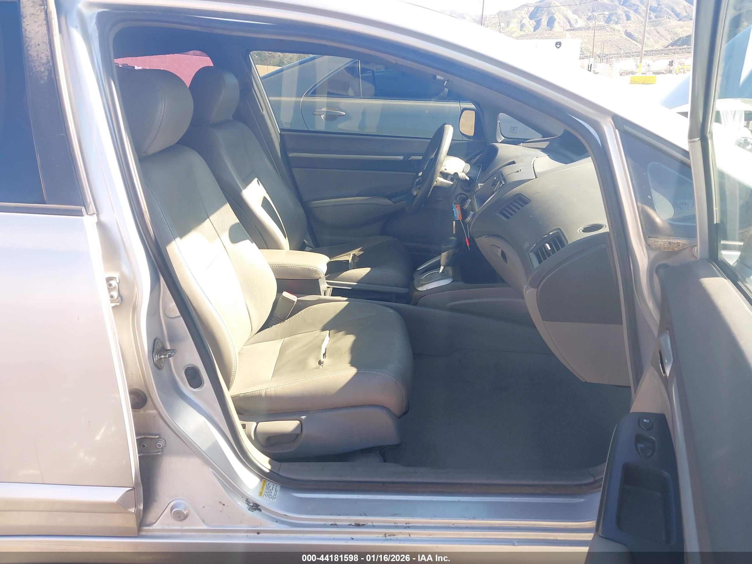 HONDA CIVIC image 5