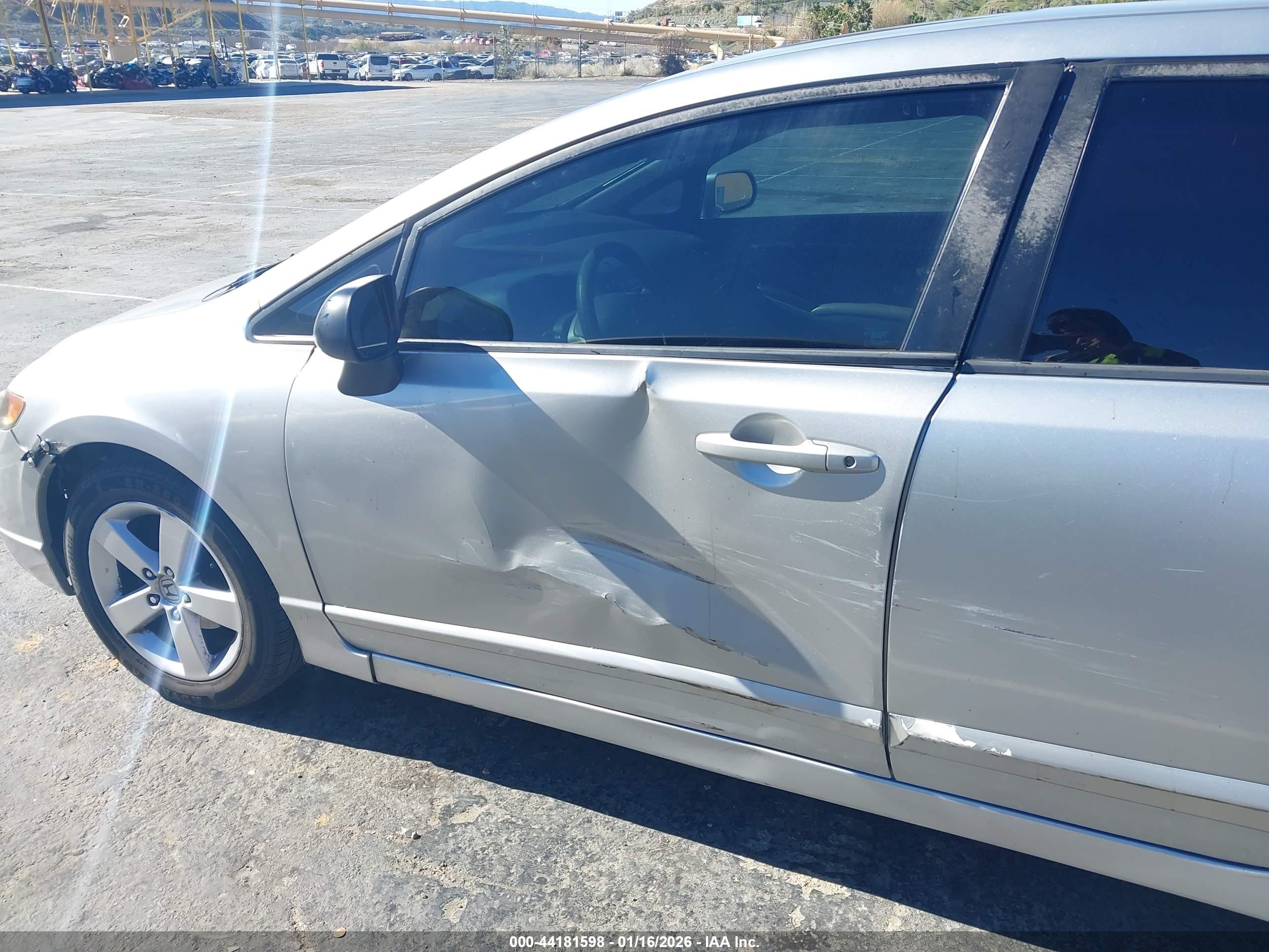 HONDA CIVIC image 6