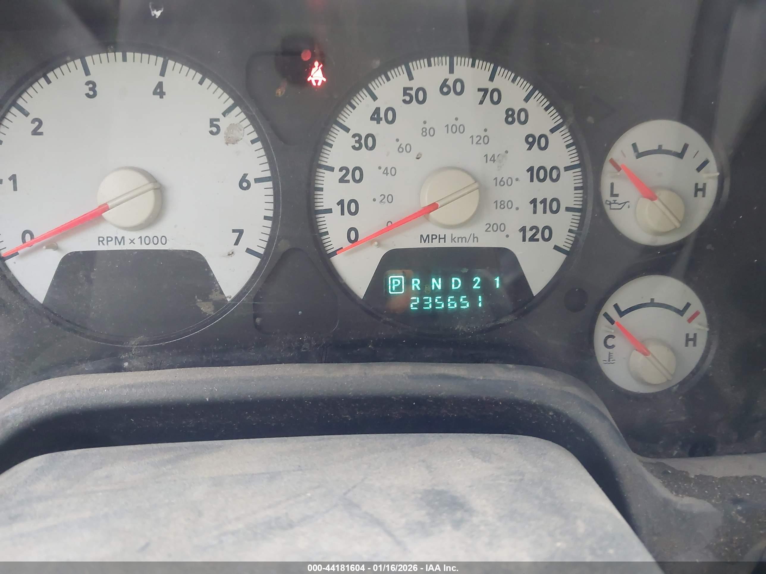 DODGE RAM image 7