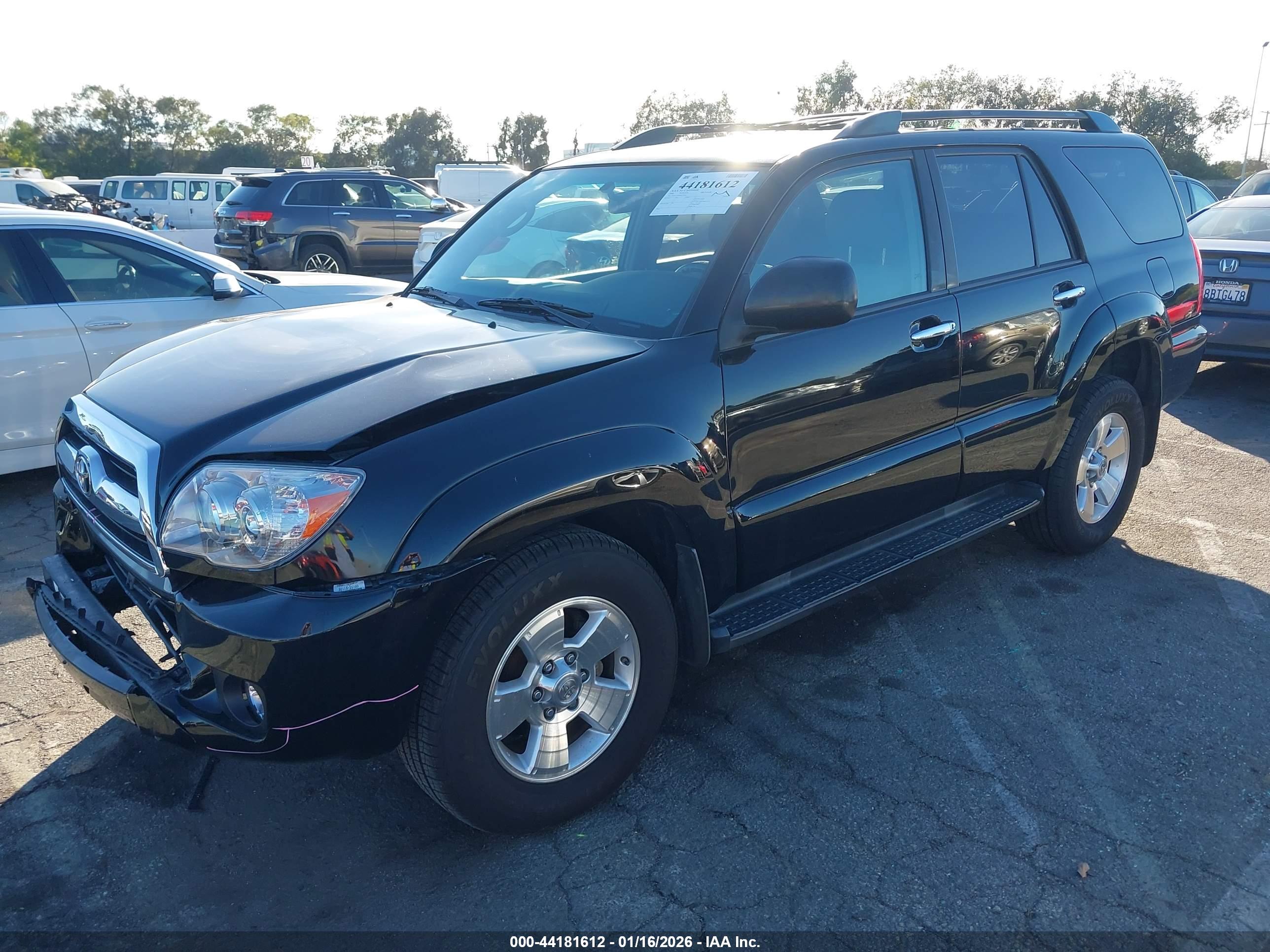 TOYOTA 4RUNNER image 2