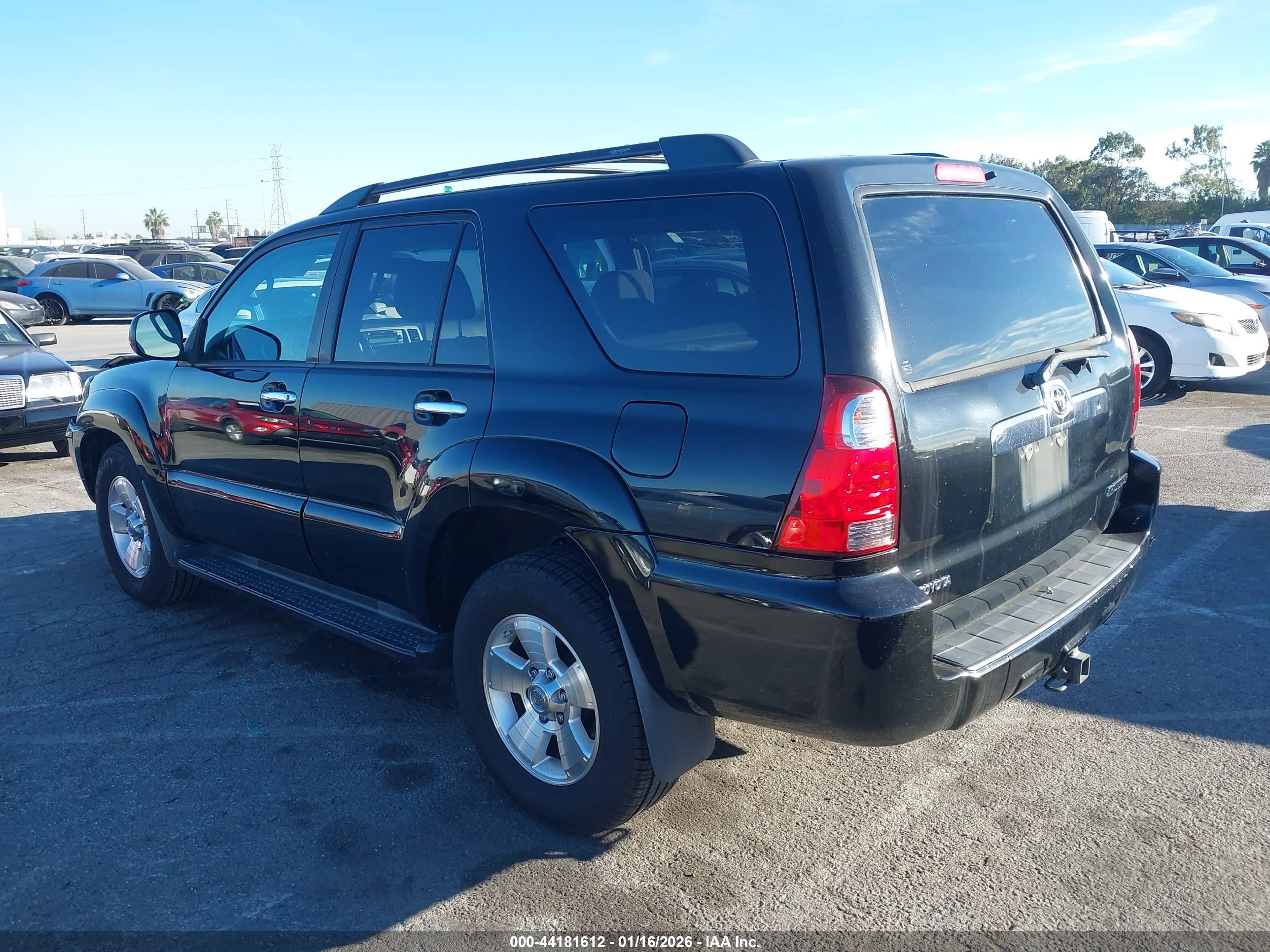 TOYOTA 4RUNNER image 3