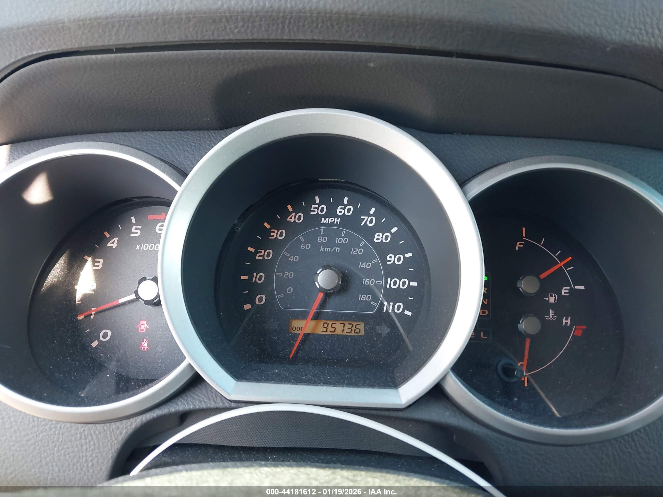 TOYOTA 4RUNNER image 7