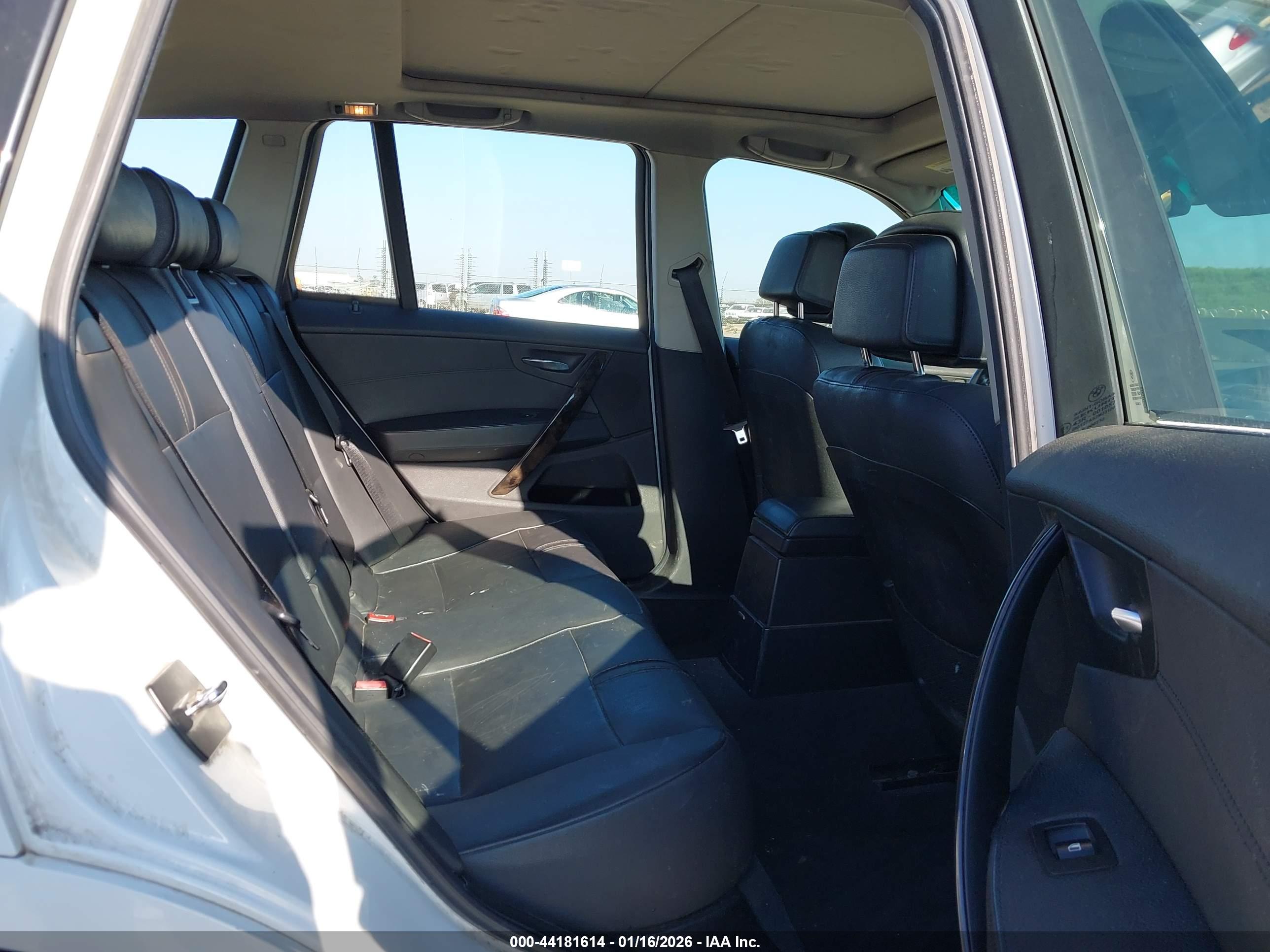 BMW X3 image 8