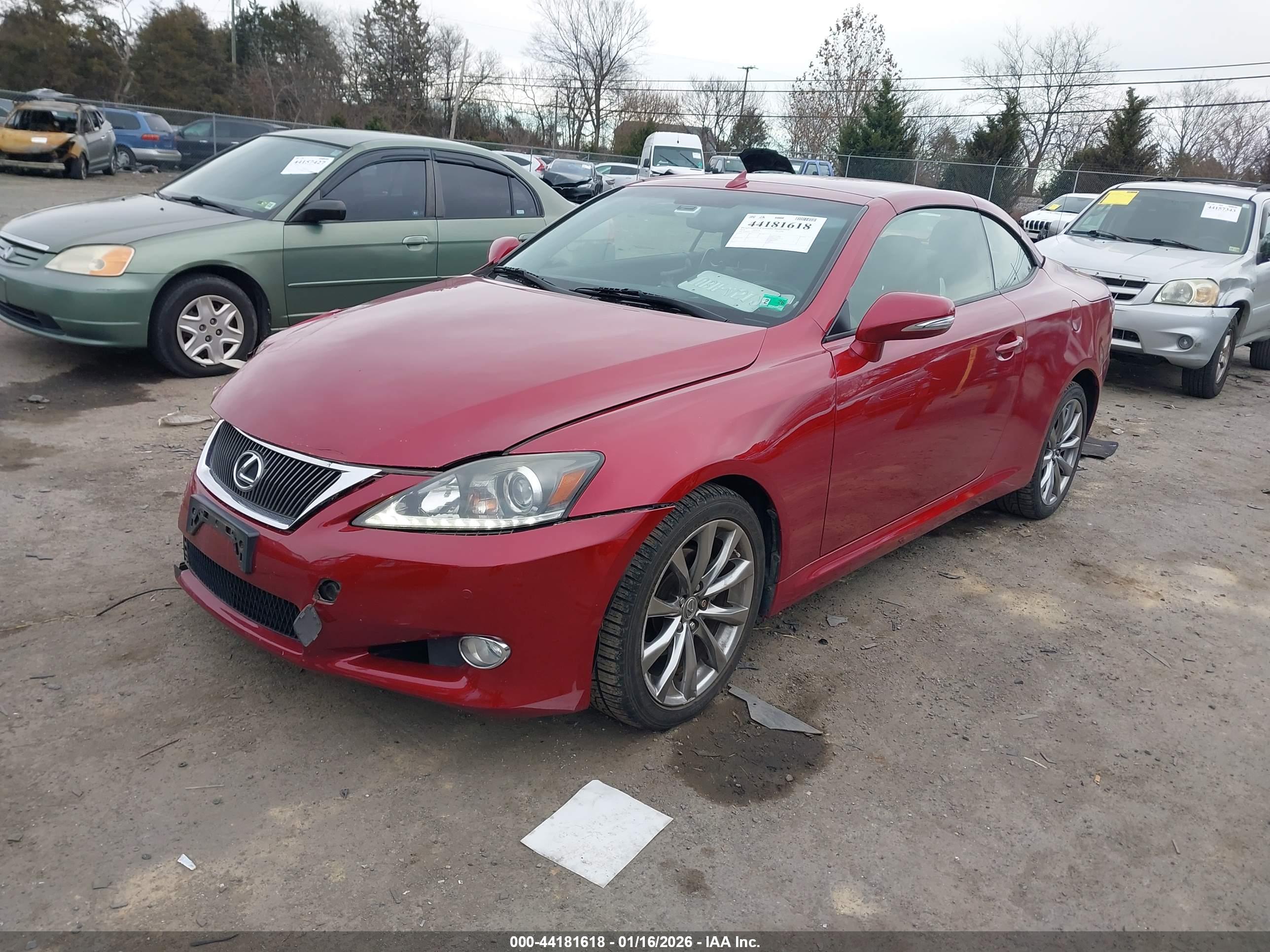LEXUS IS image 2