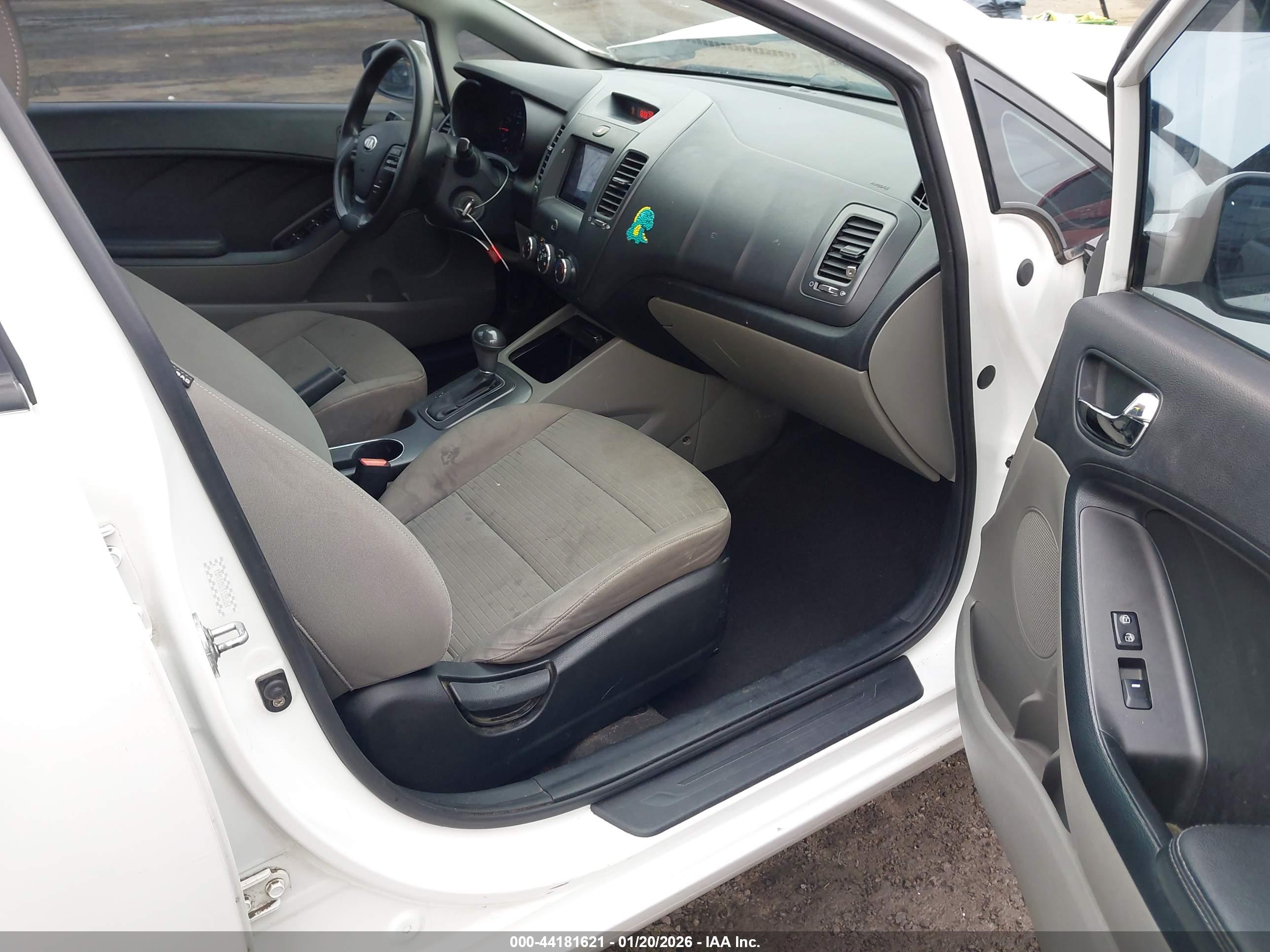 KIA FORTE image 5