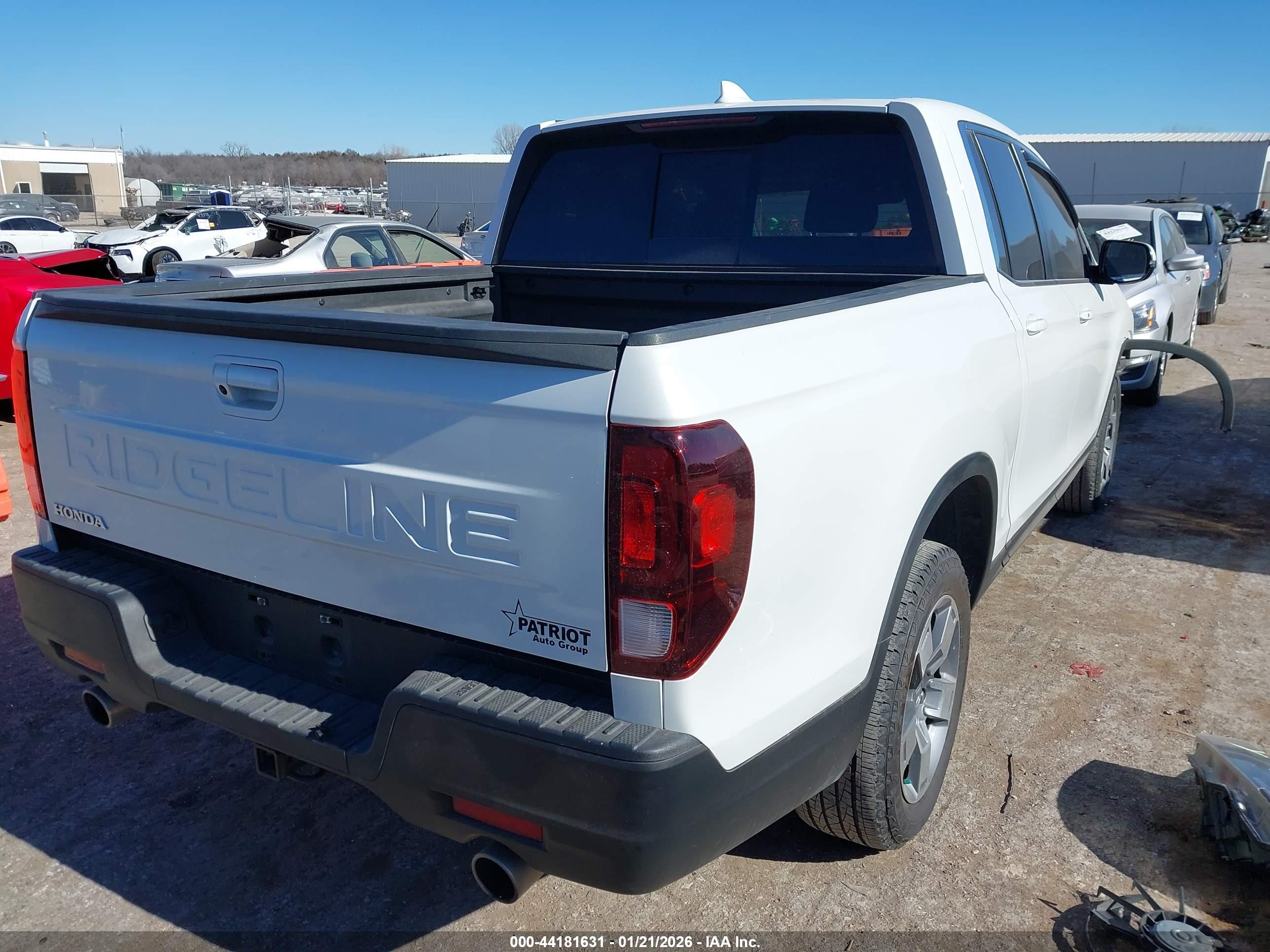 HONDA RIDGELINE image 4