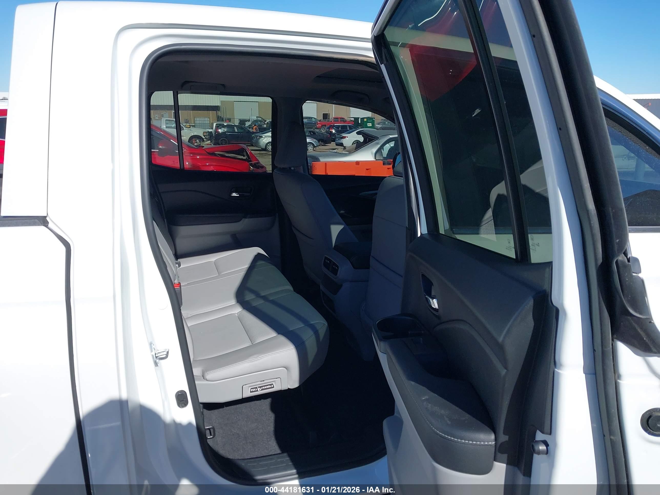 HONDA RIDGELINE image 8