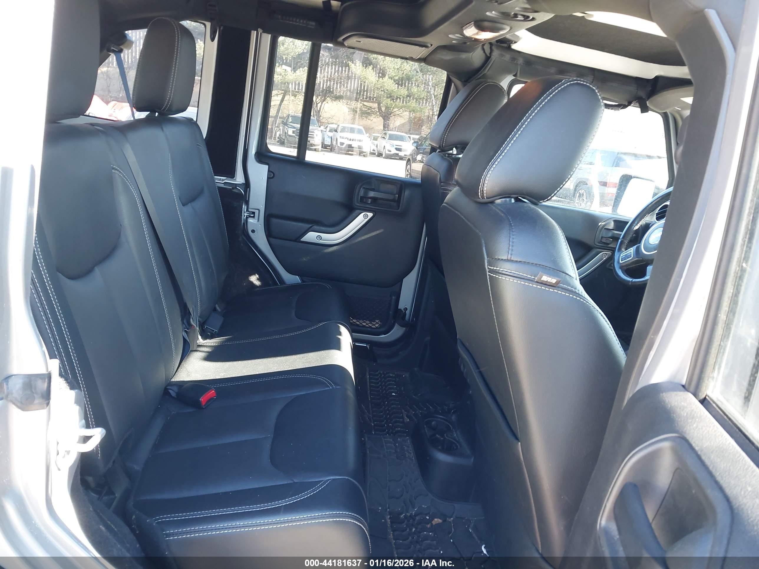 JEEP WRANGLER image 8