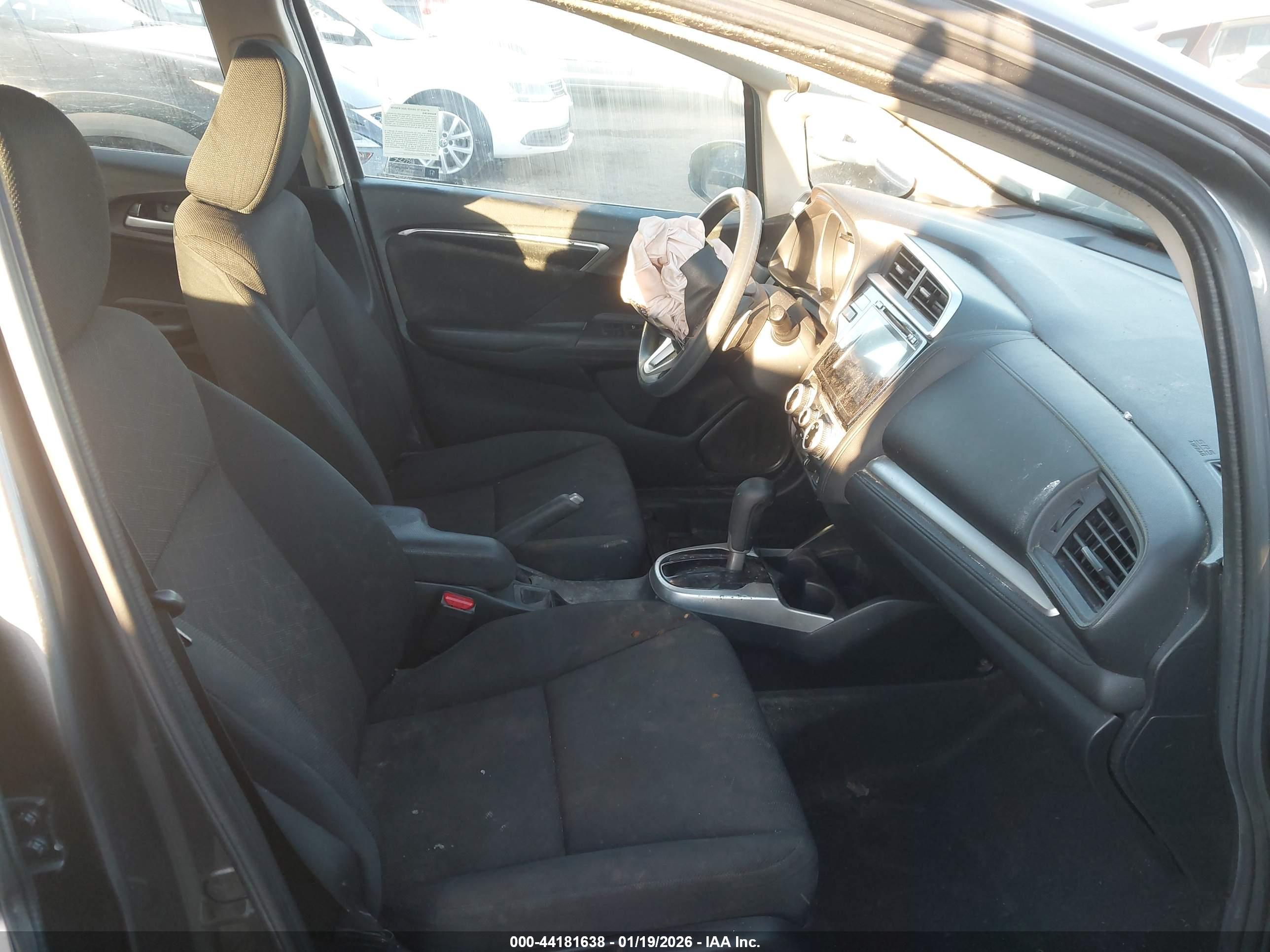 HONDA FIT image 5