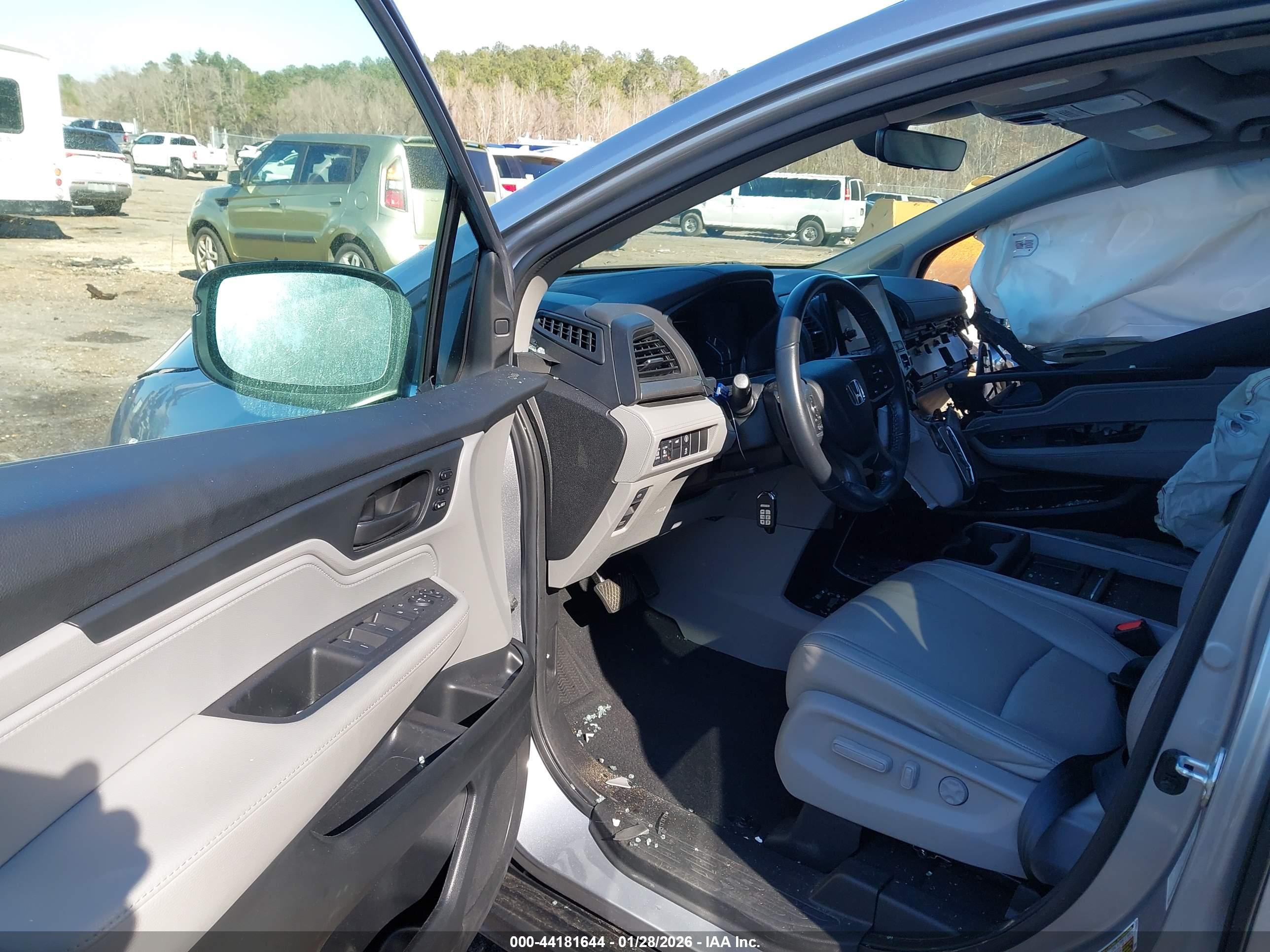 HONDA ODYSSEY image 5