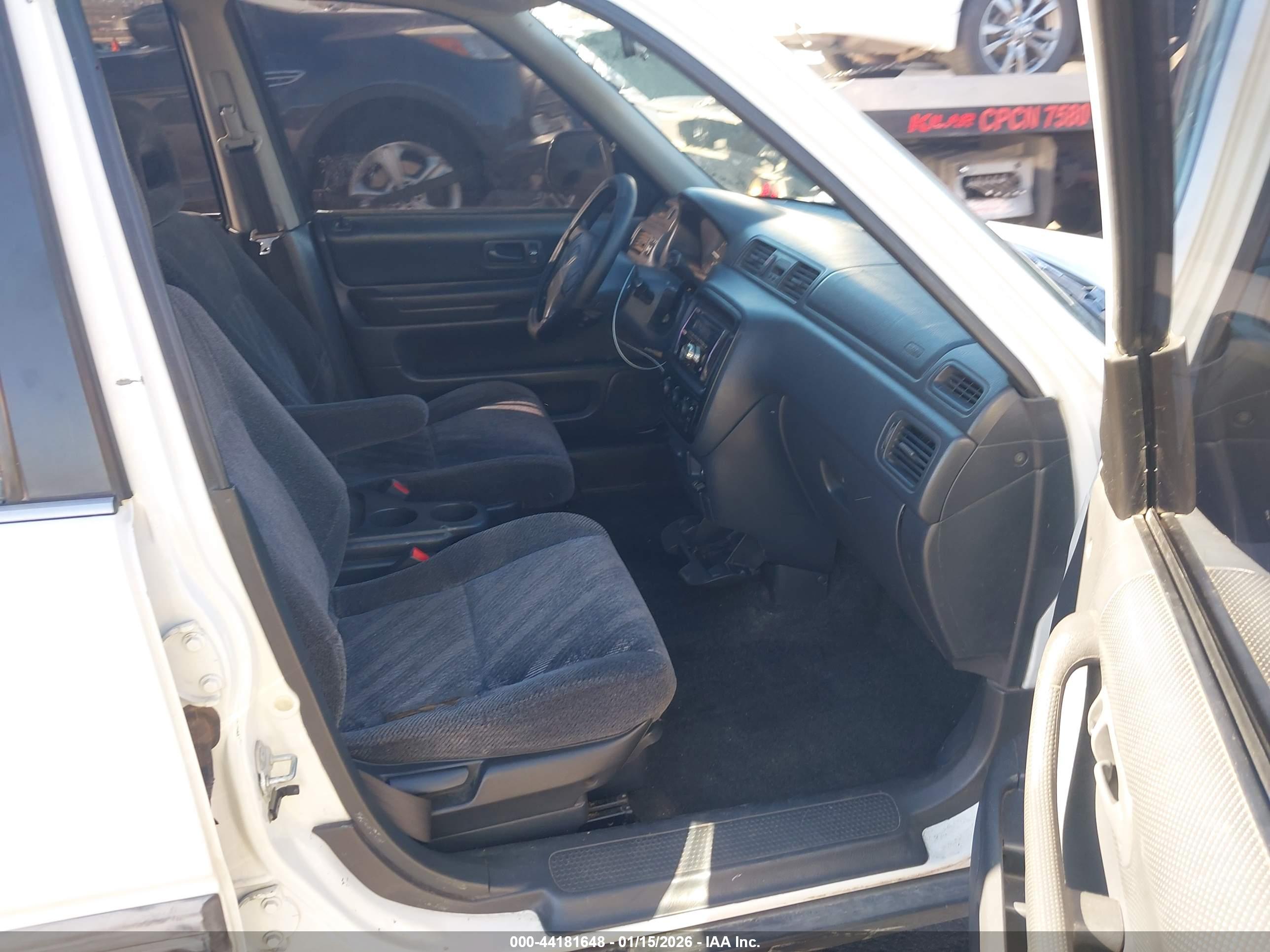 HONDA CR-V image 5