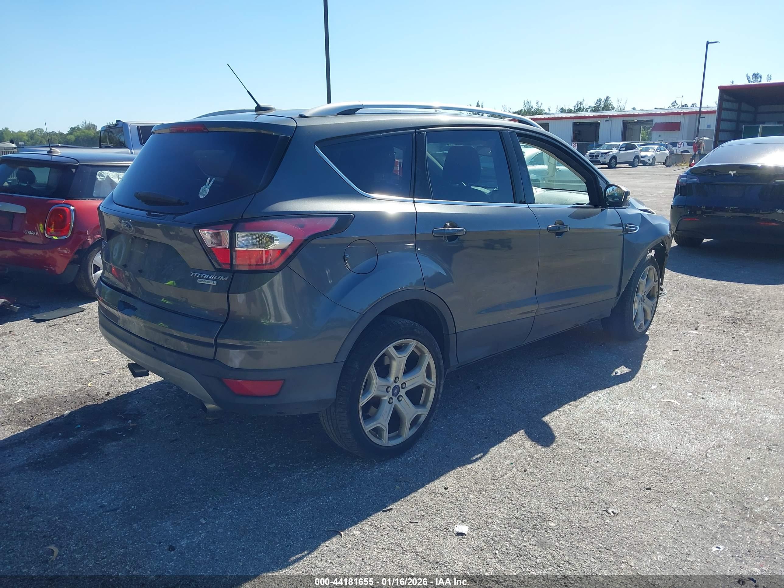 FORD ESCAPE image 4