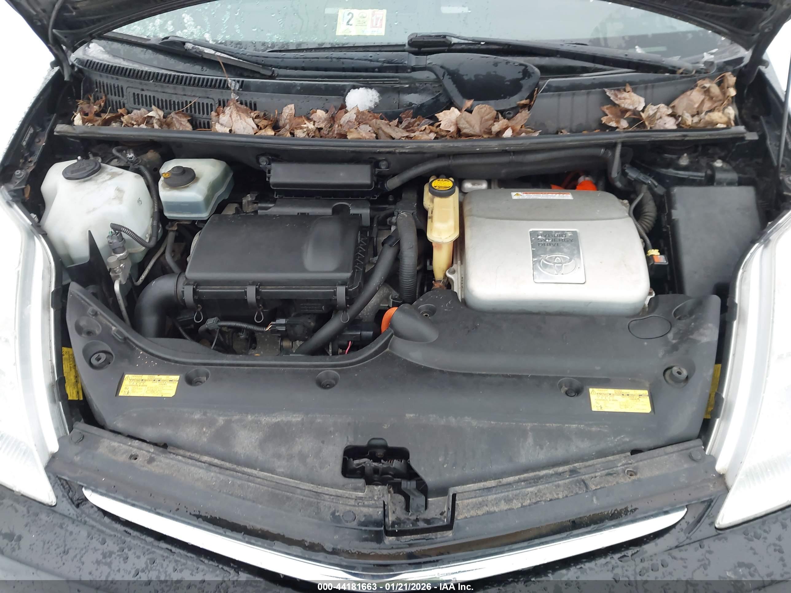 TOYOTA PRIUS image 10