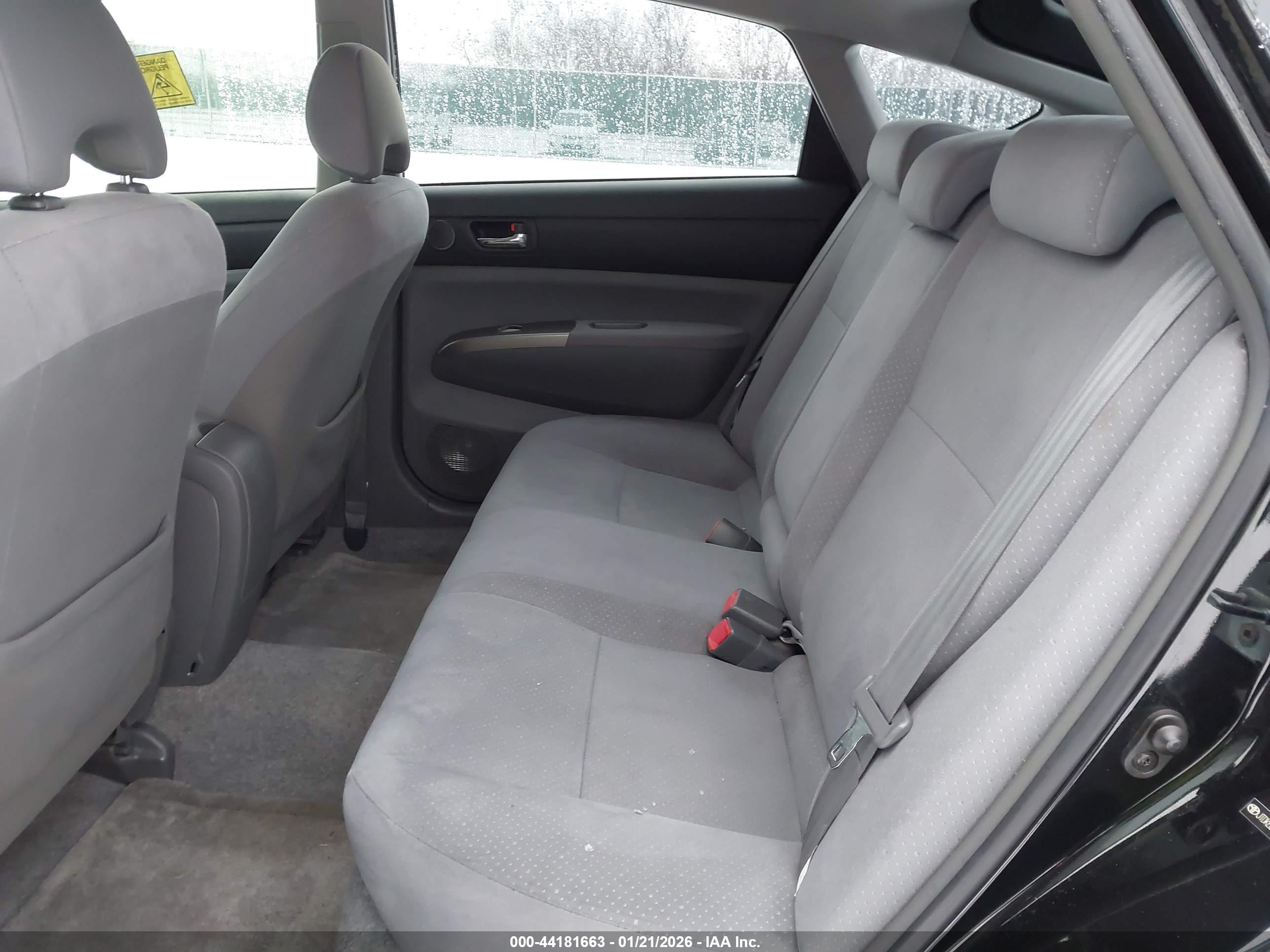 TOYOTA PRIUS image 8